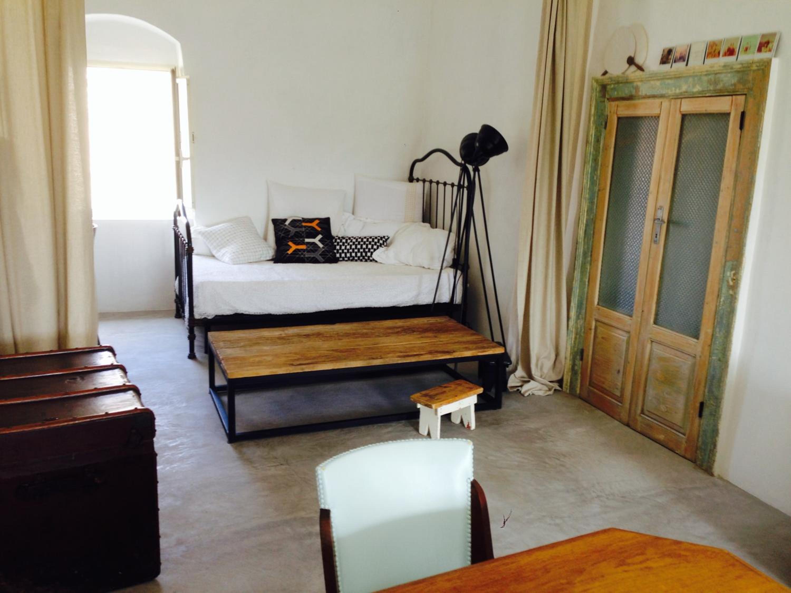 Apartment photo 2