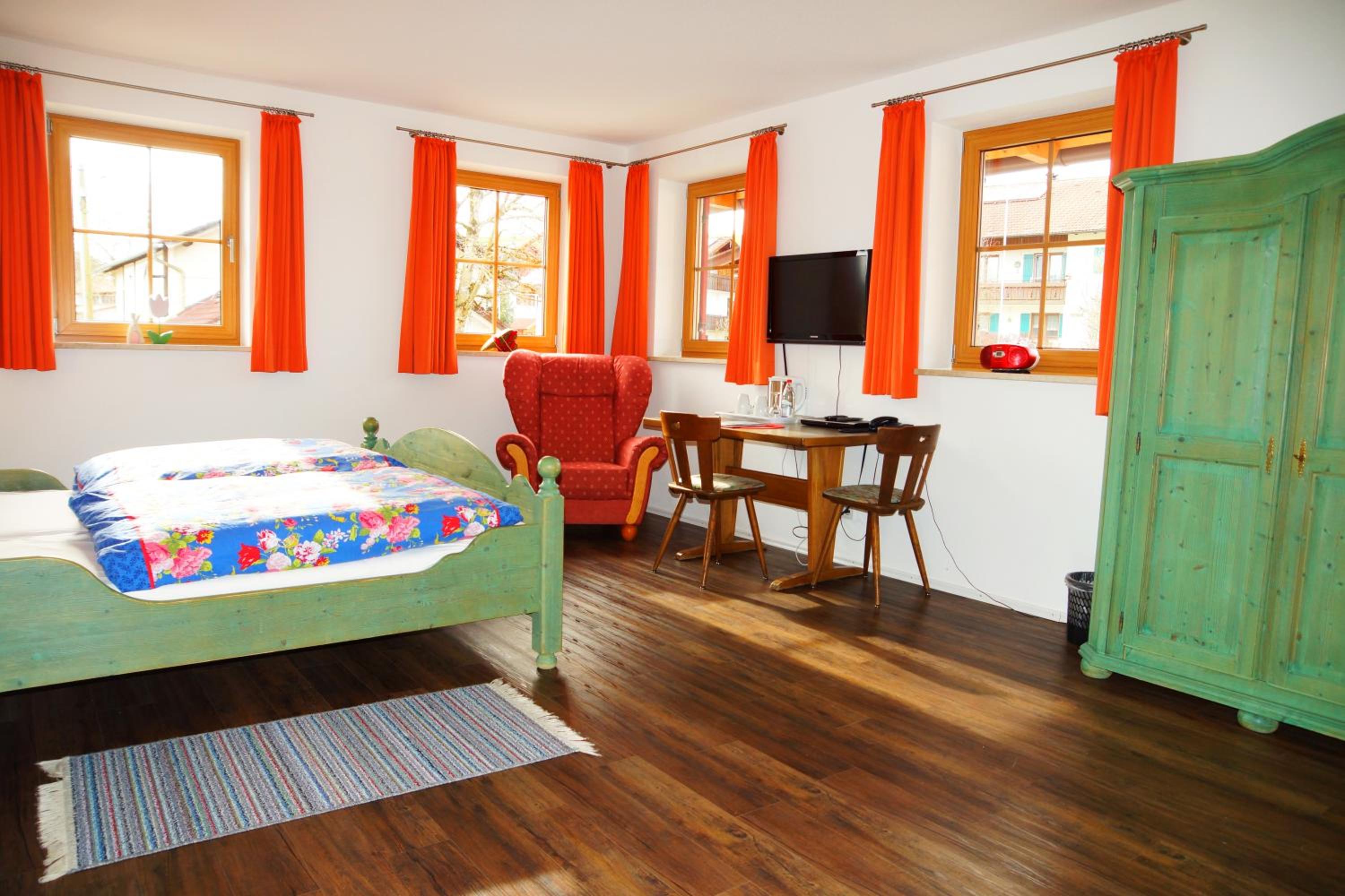Classic Double Room