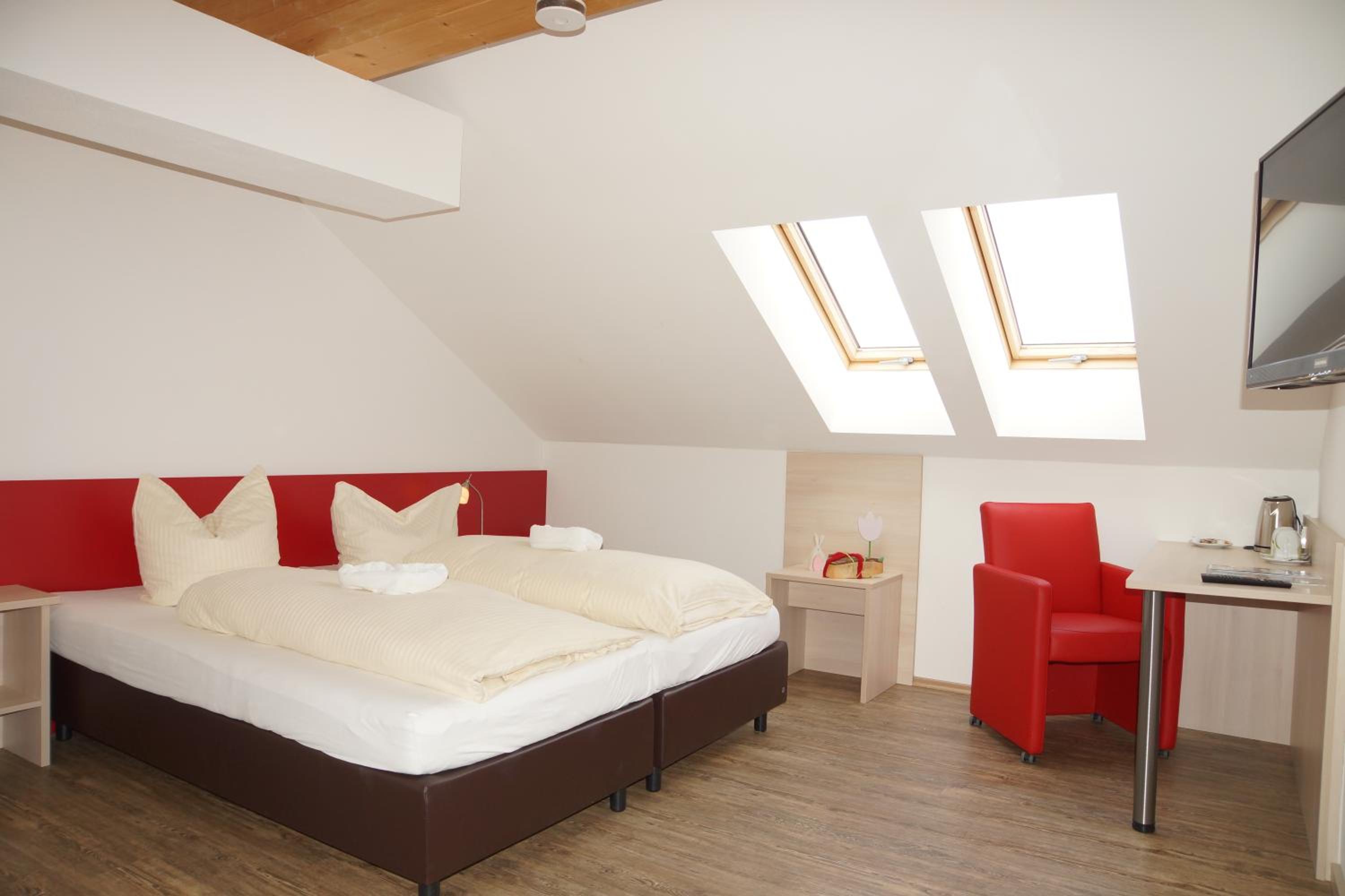 Double Room with Shared Shower and Toilet