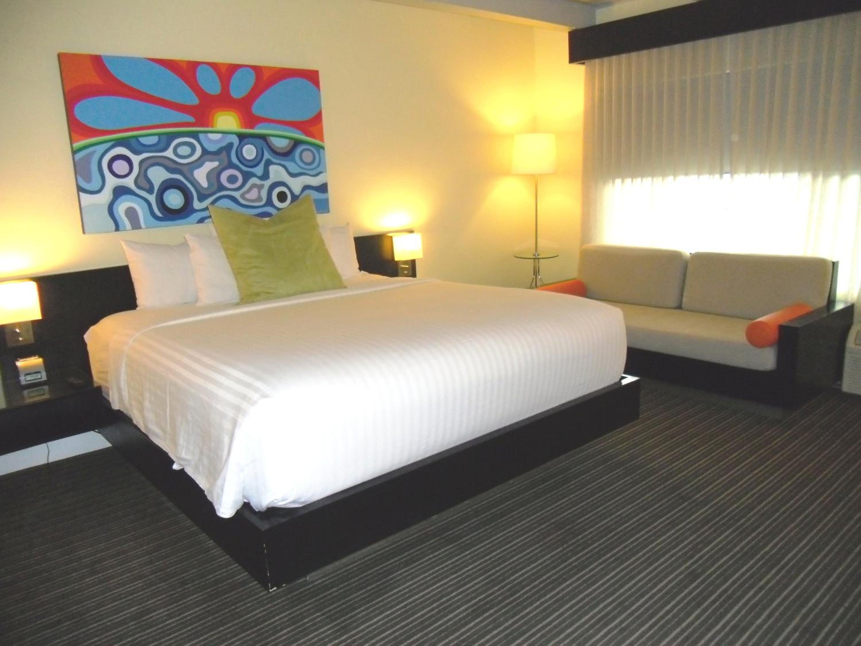 Deluxe King Room - Photo 1
