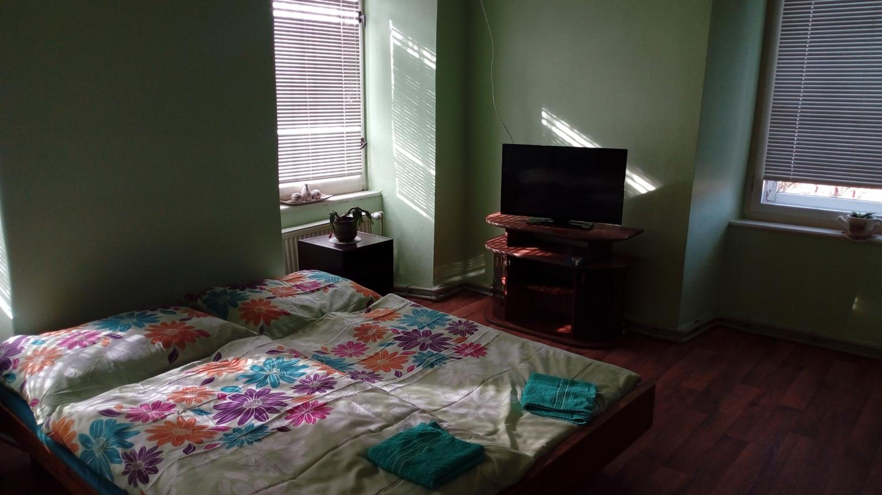 Double Room - Photo 4