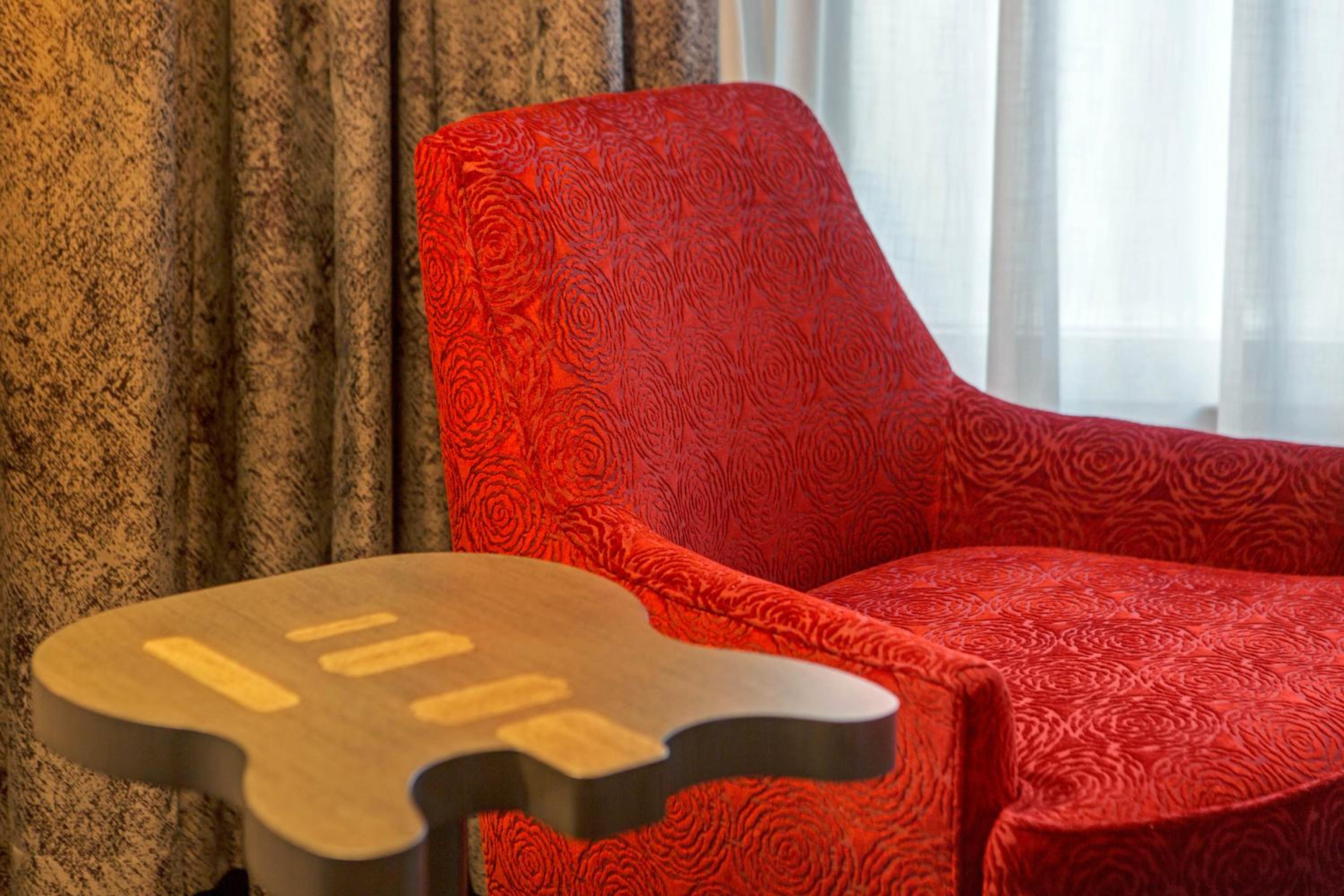 King Room - Accessible/Non-Smoking photo 3