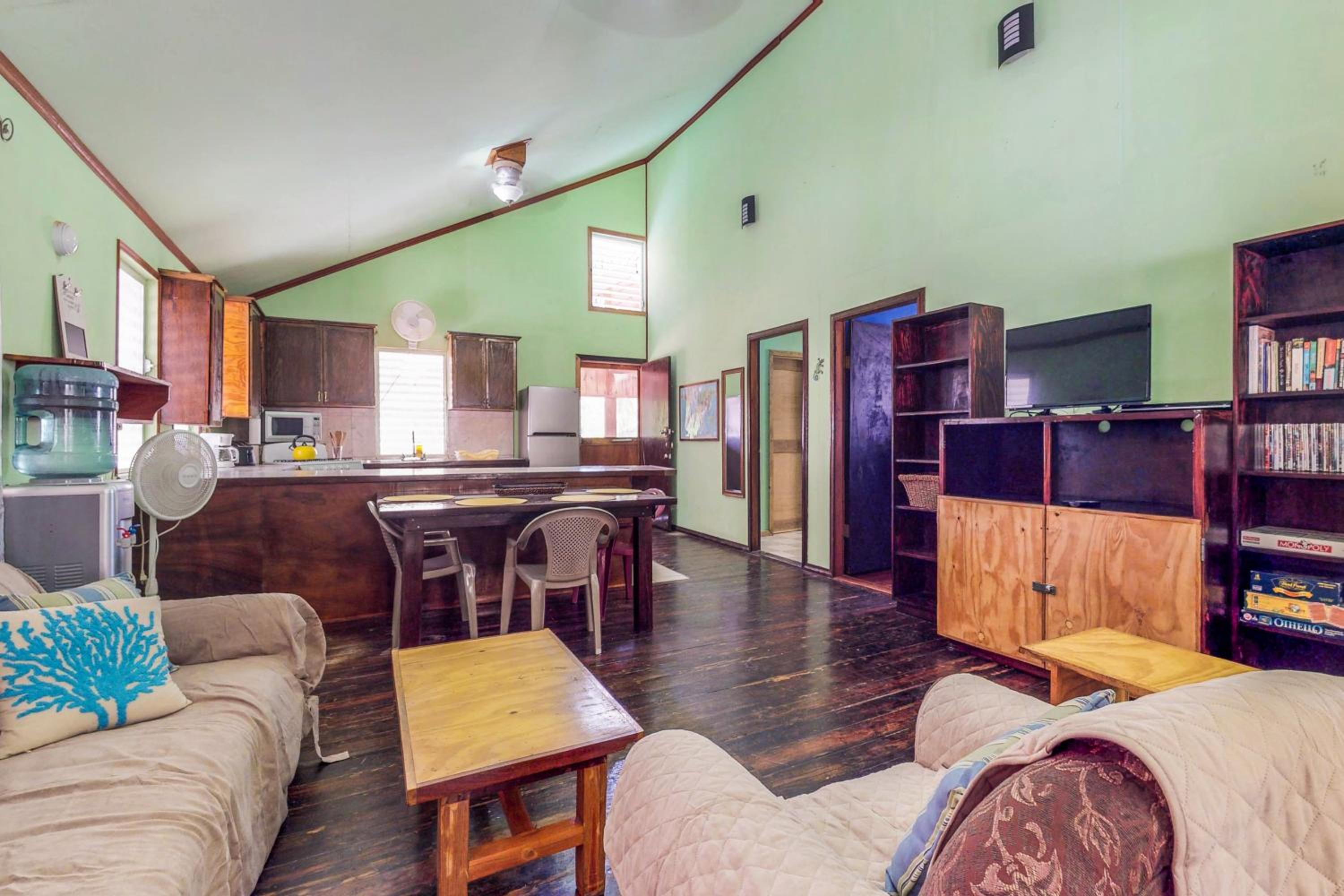 Two-Bedroom House photo 3