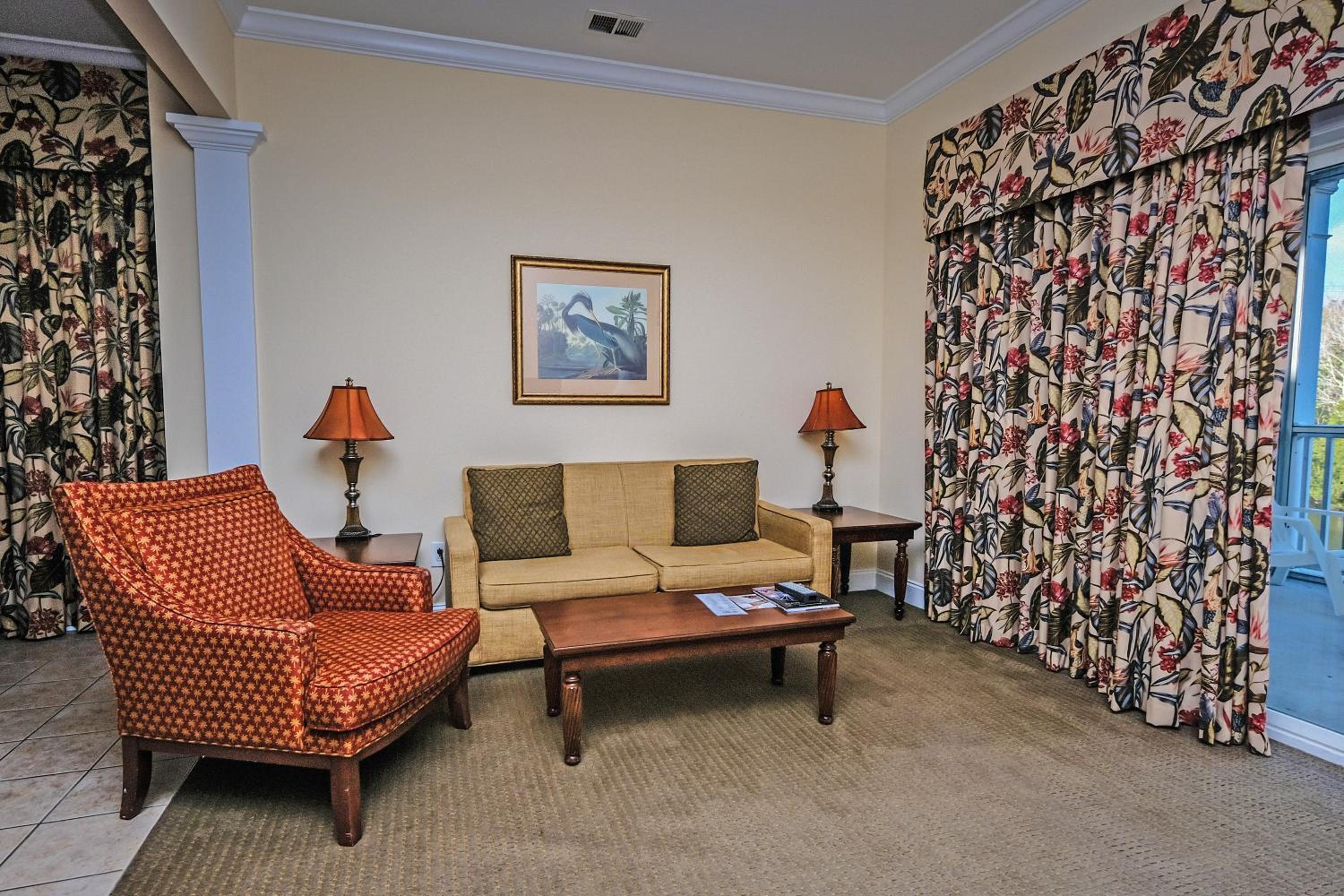 Seaside Resort View Suite - Photo 5