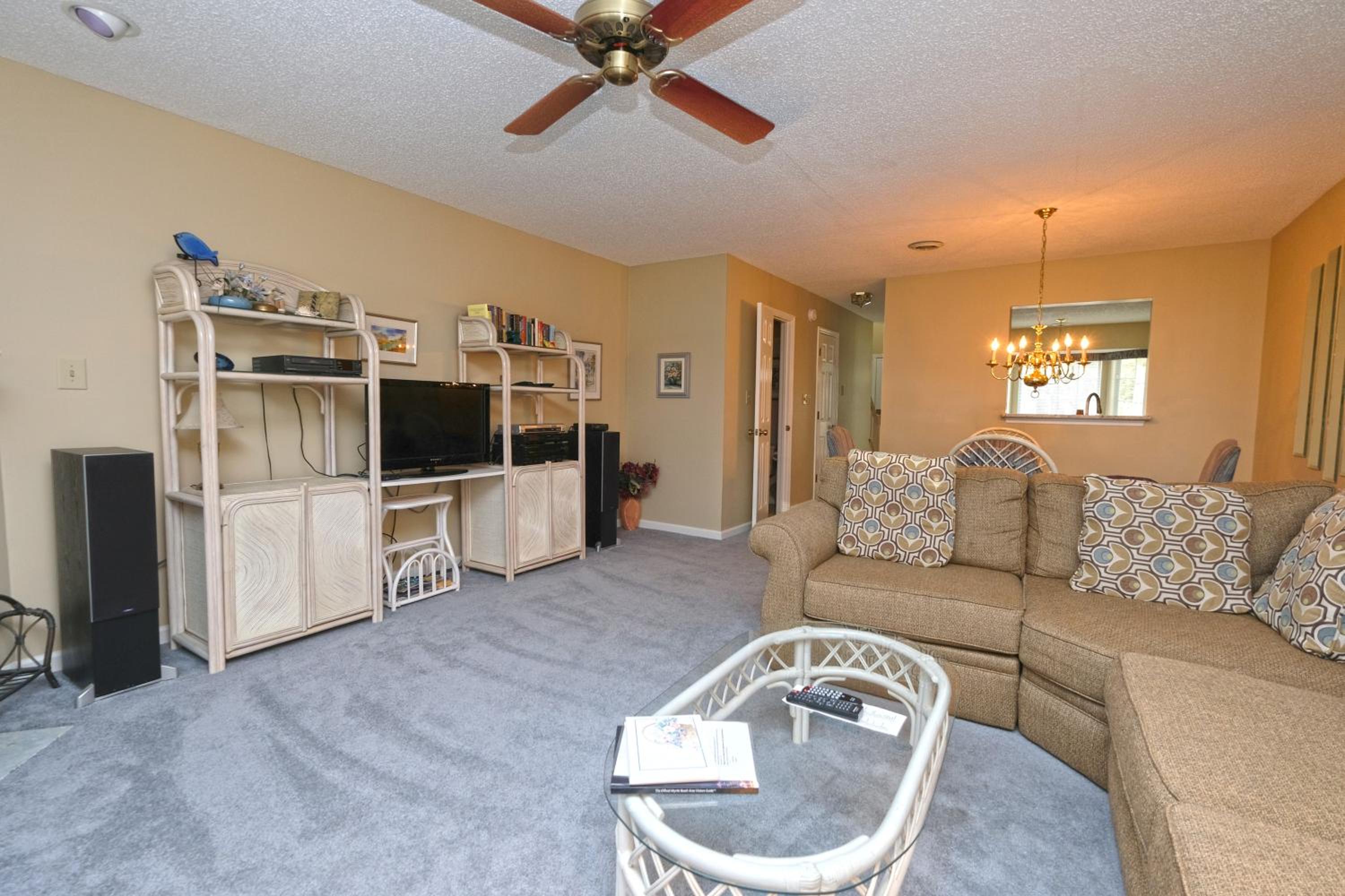 Fairway Two Bedroom Villa - Photo 7