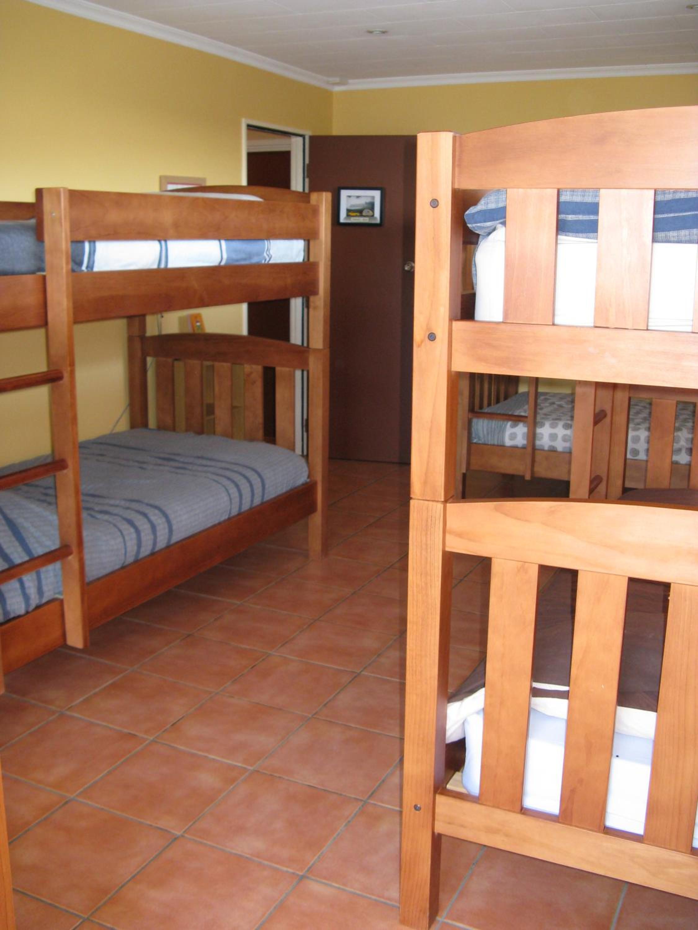 Single Bed in 8-Bed Dormitory Room photo 2