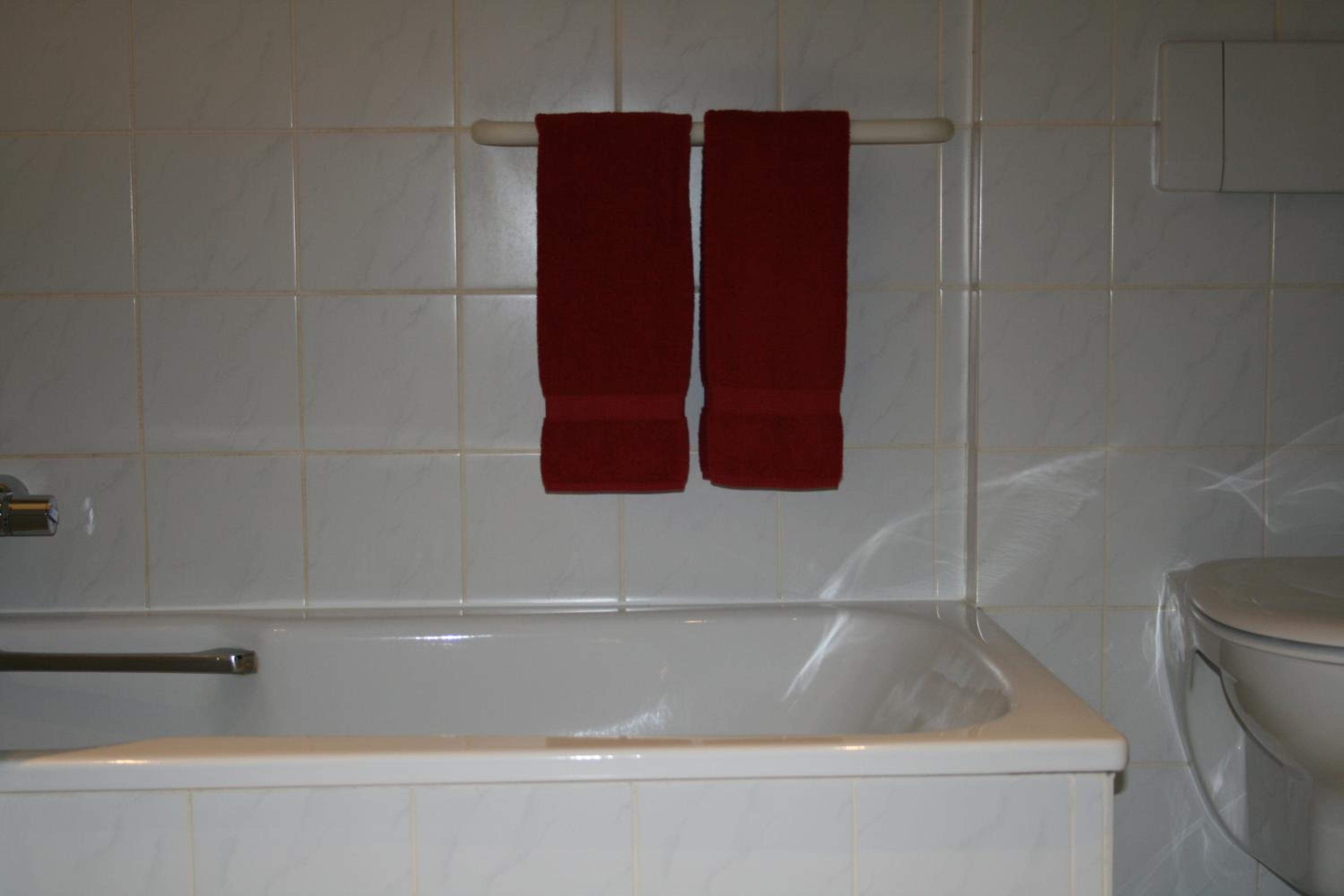 Standard Double or Twin Room - Photo 3