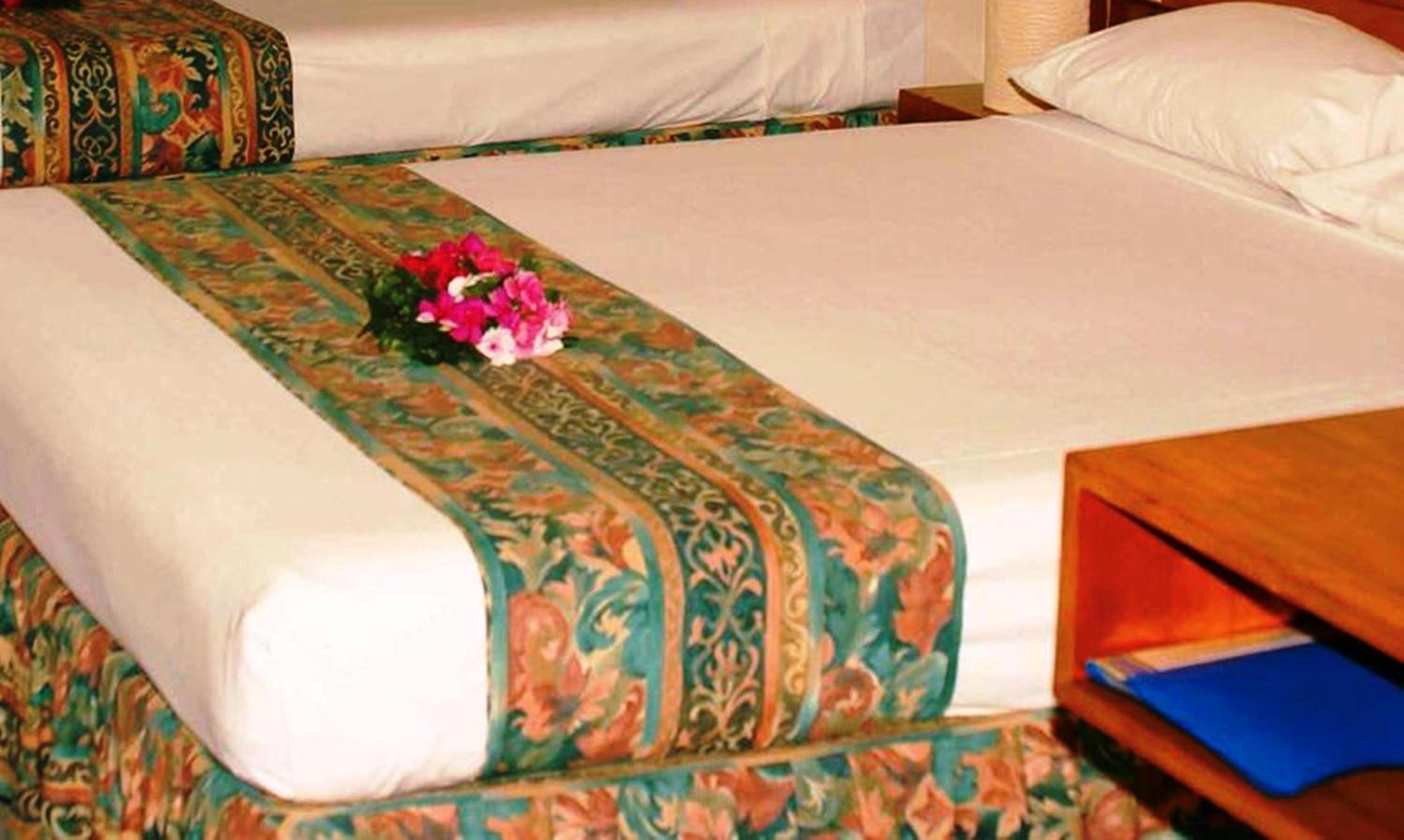 Deluxe Poolside Room photo 7