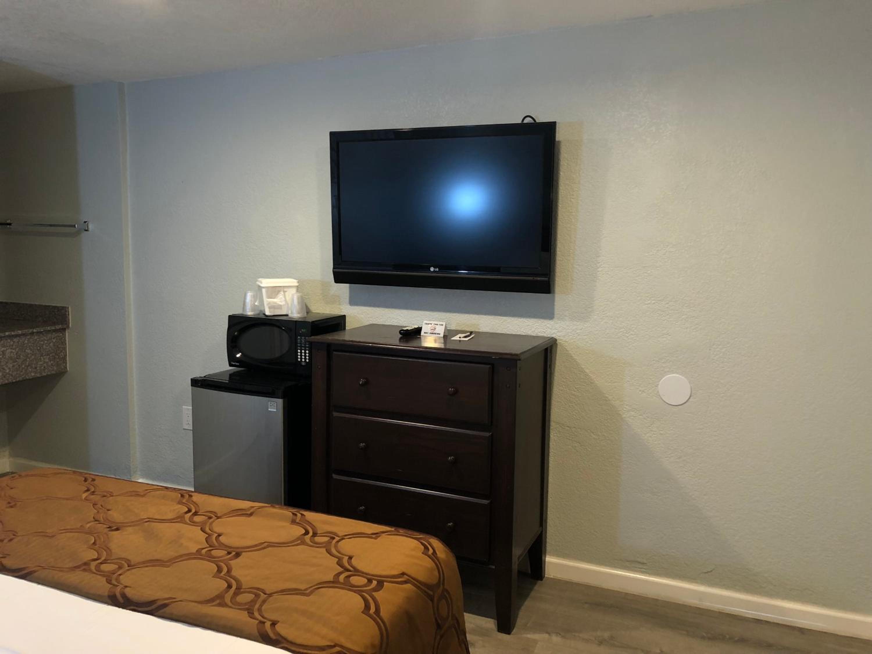 Deluxe Queen Room photo 1