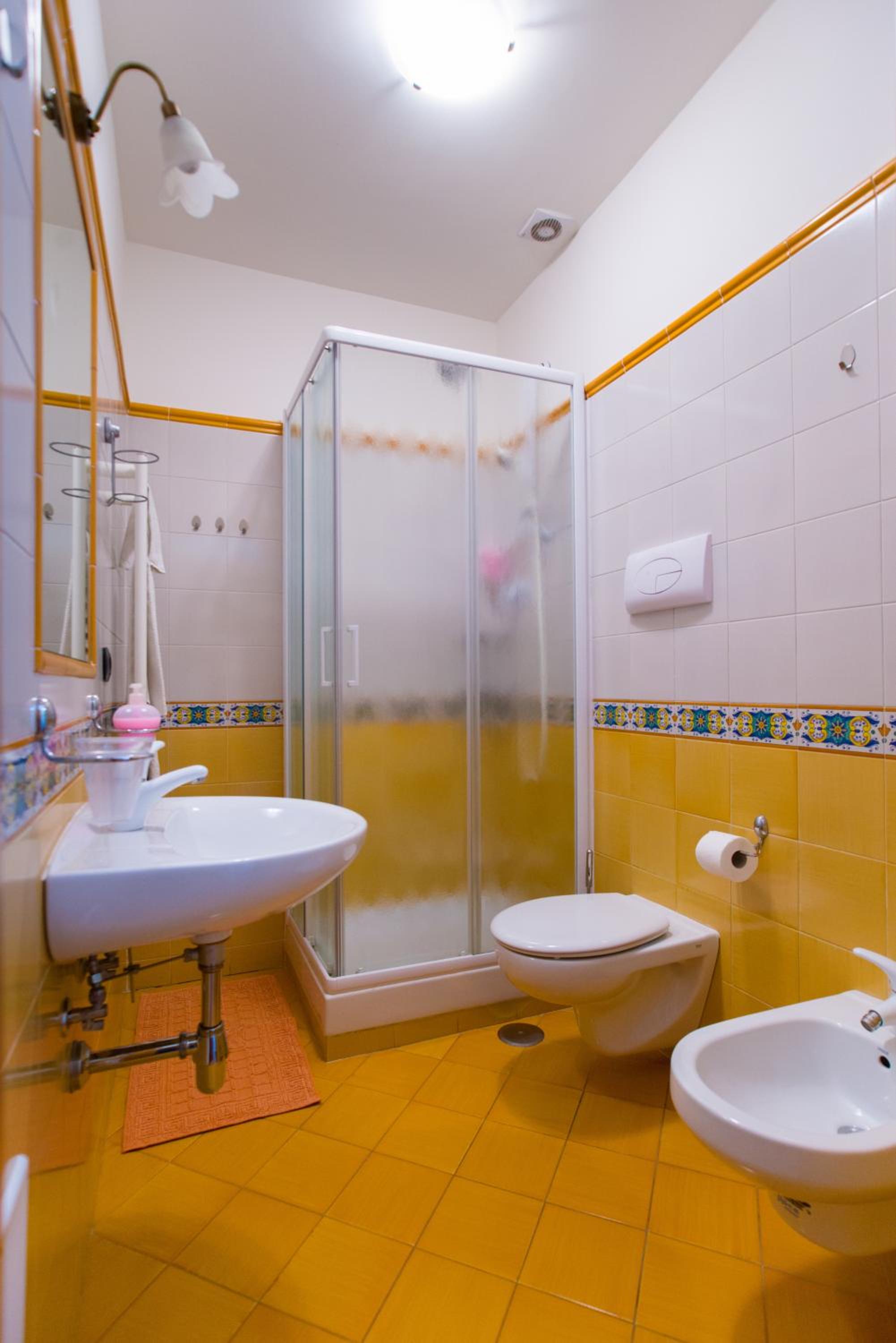 Double Room with Extra Bed - Photo 6