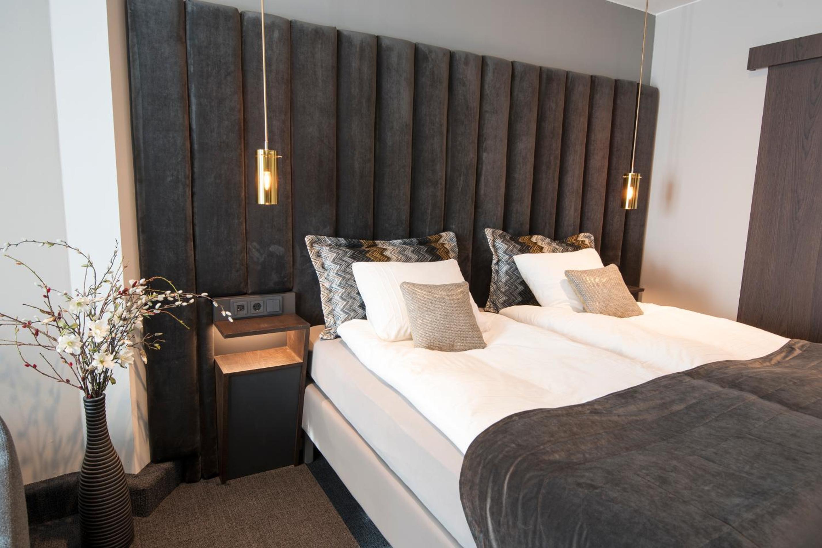 Triple Room with Private Bathroom photo 3