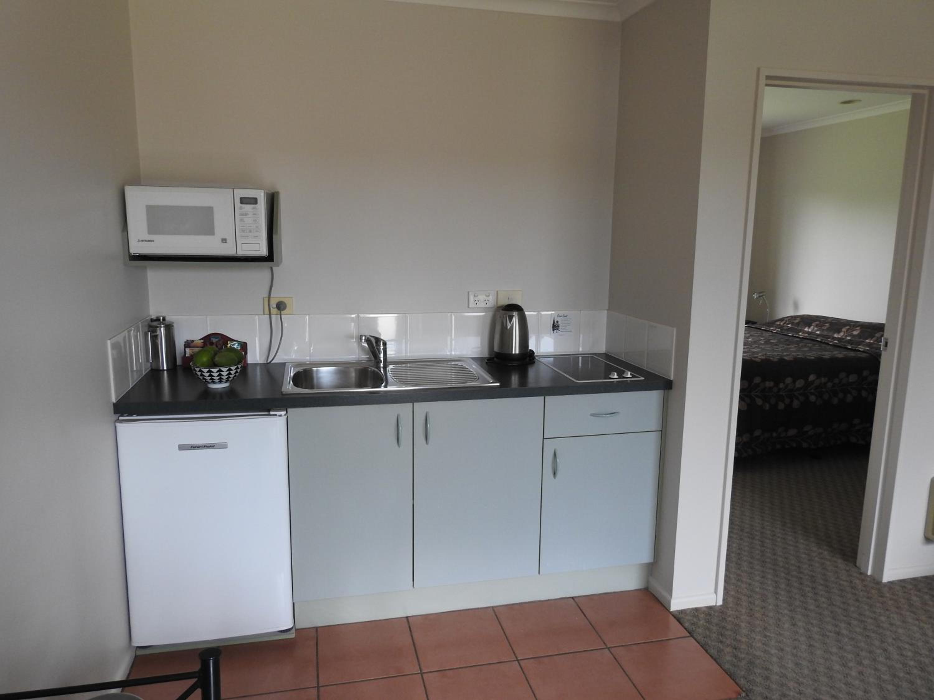 One-Bedroom Apartment (3 Adults) photo 2