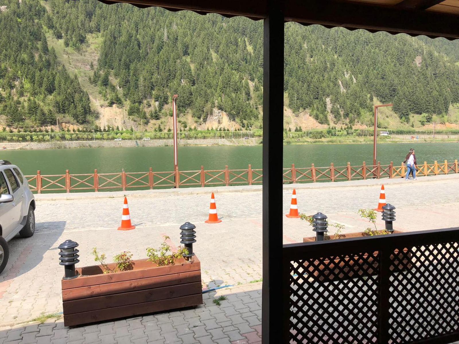 Two-Bedroom Bungalow with Lake View - Photo 11