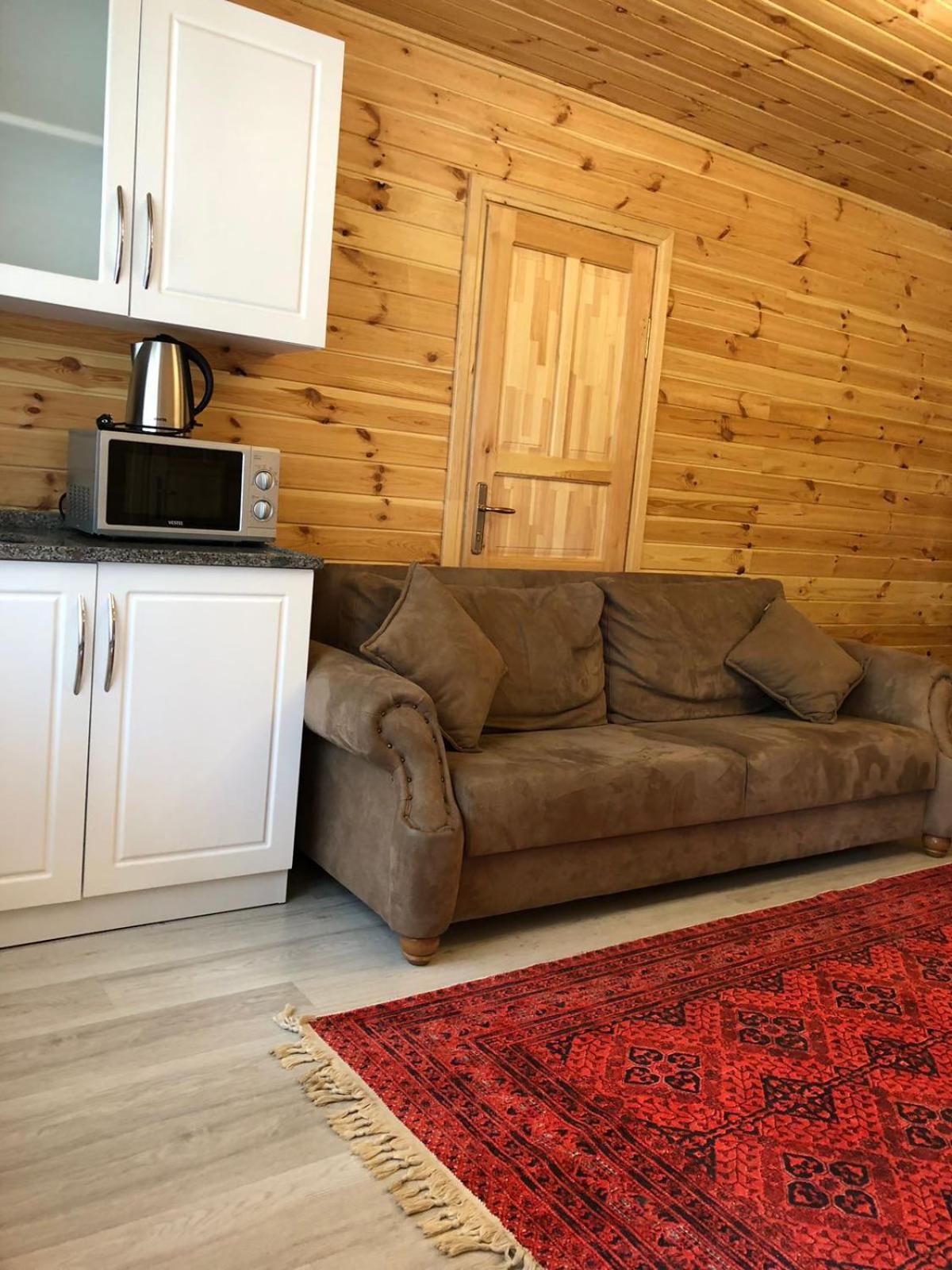 Two-Bedroom Bungalow with Lake View - Photo 17