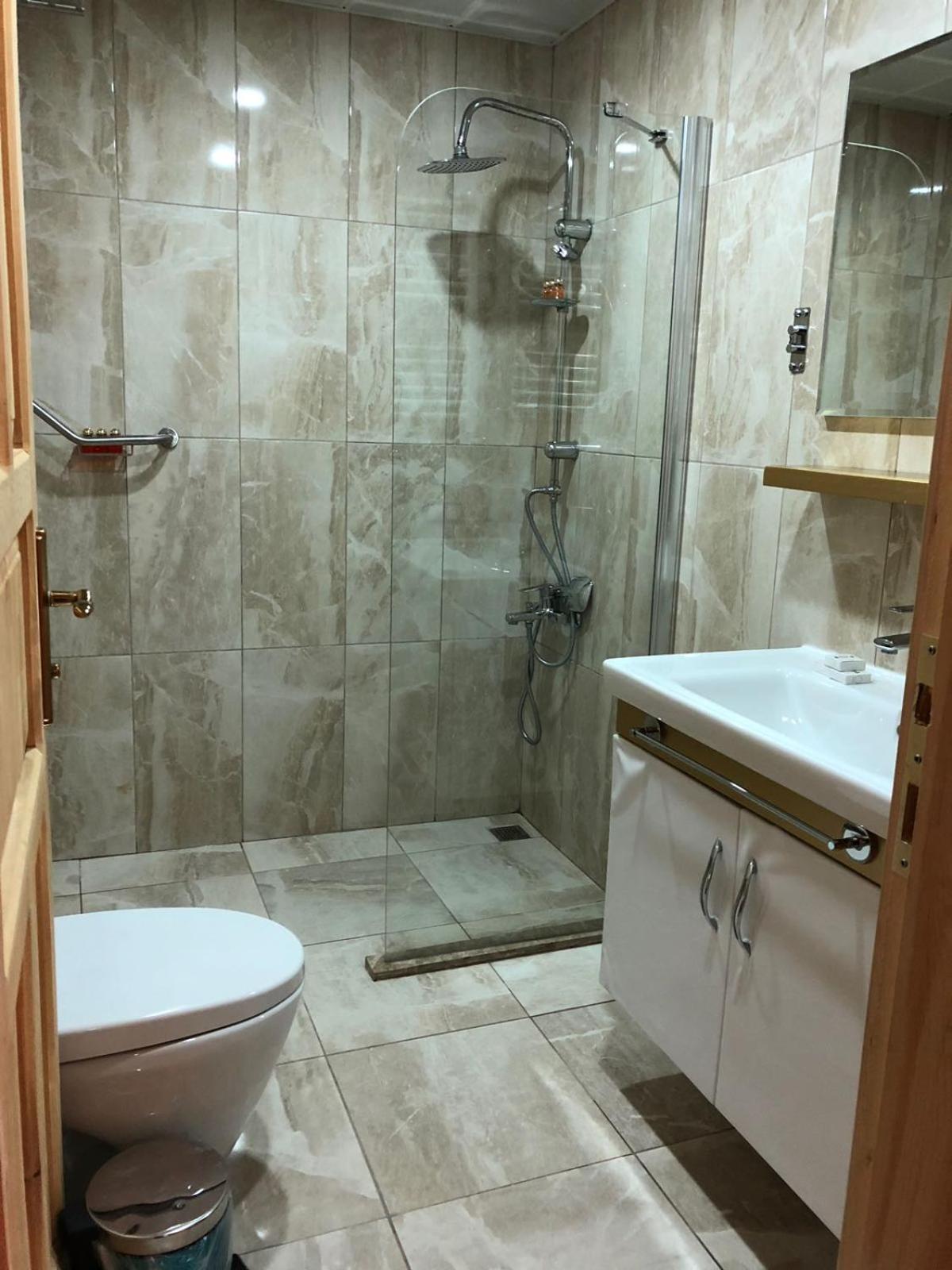 Double Room with Mountain View - Photo 8