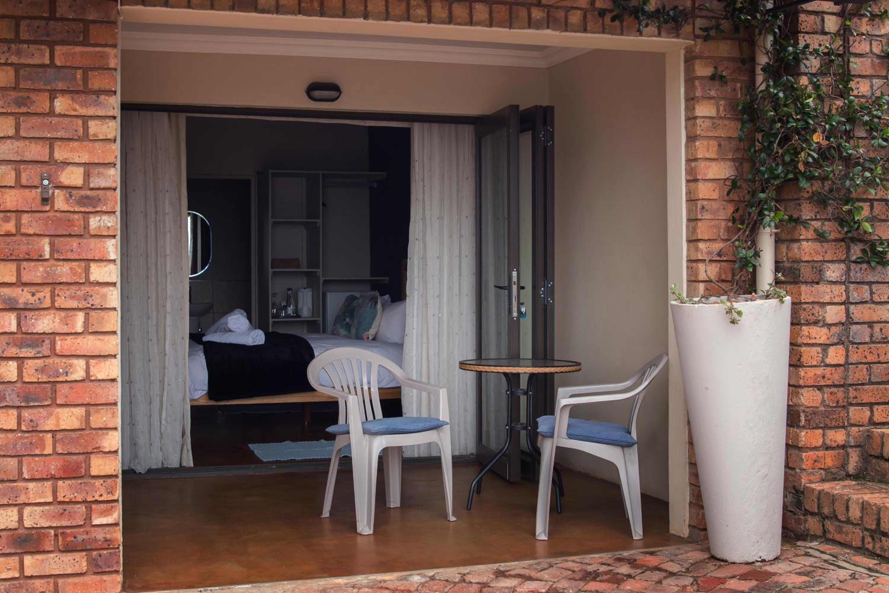  Double Room - Photo 4