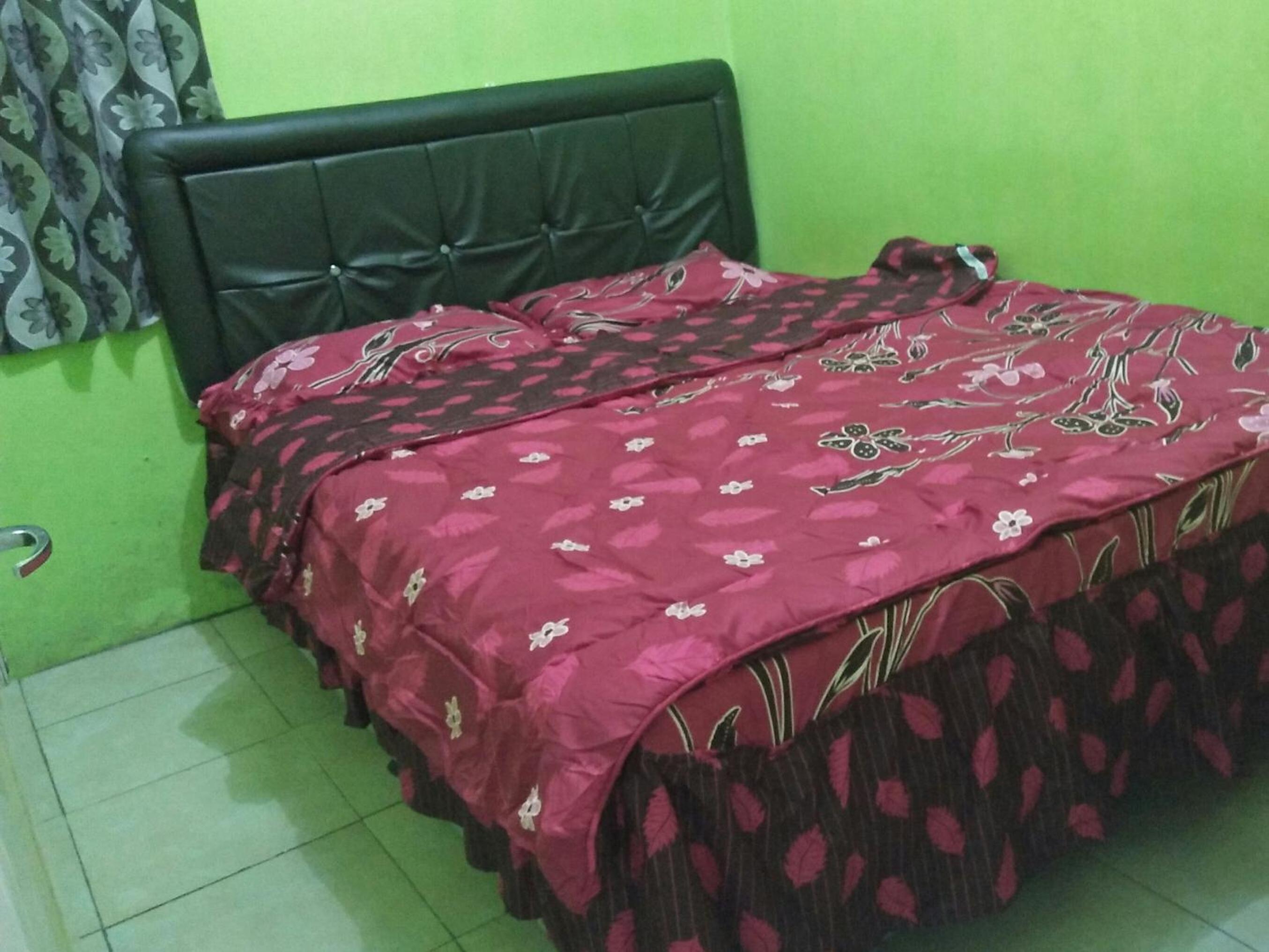 Standard King Room photo 1