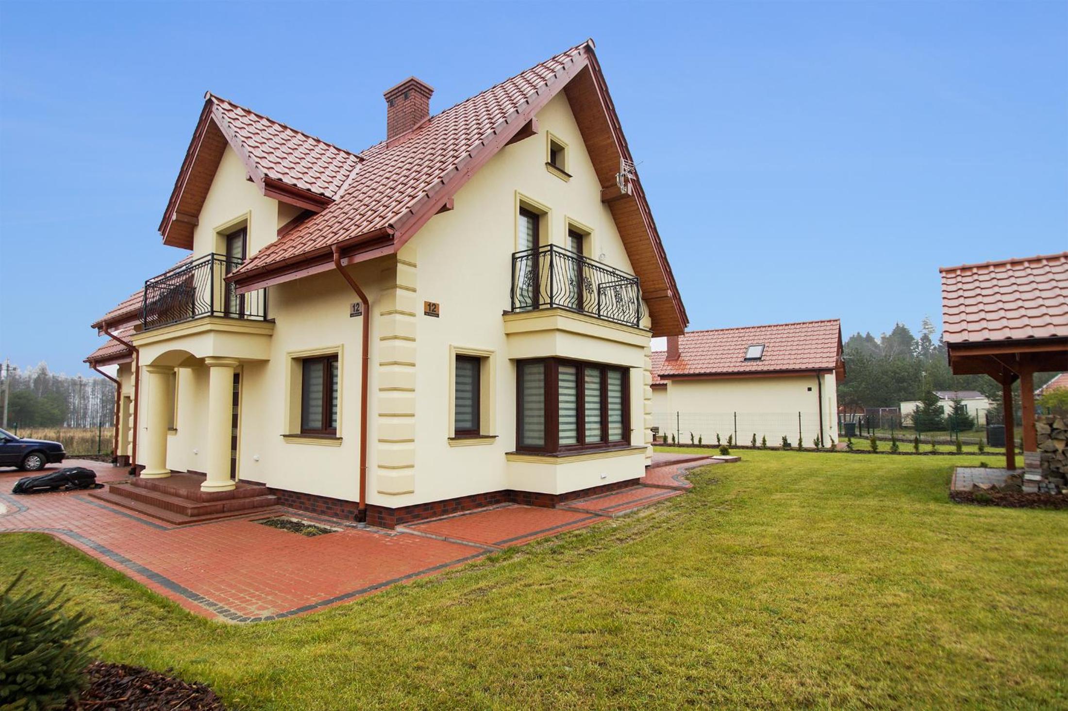 Villa photo 2