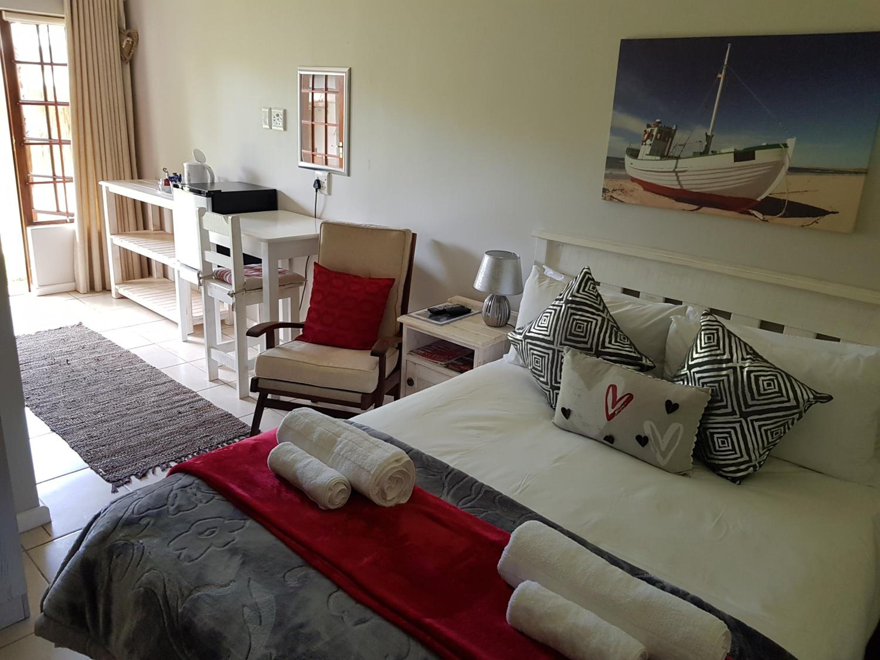 Budget Double Room photo 1