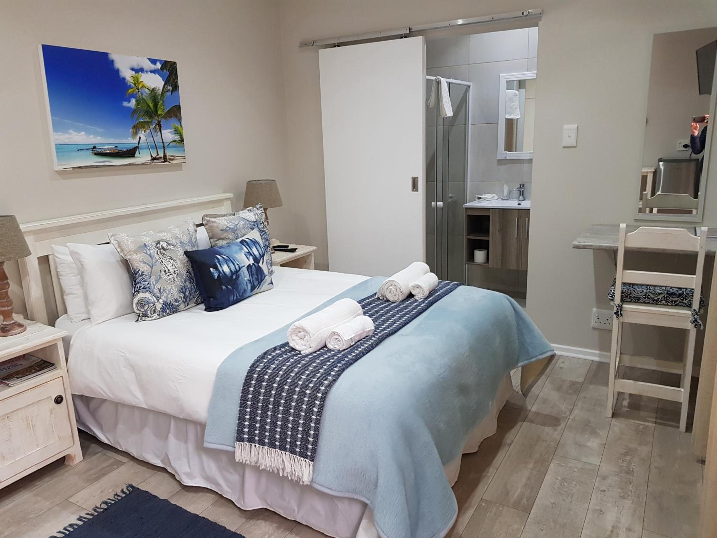 Deluxe Double Room with Shower photo 1