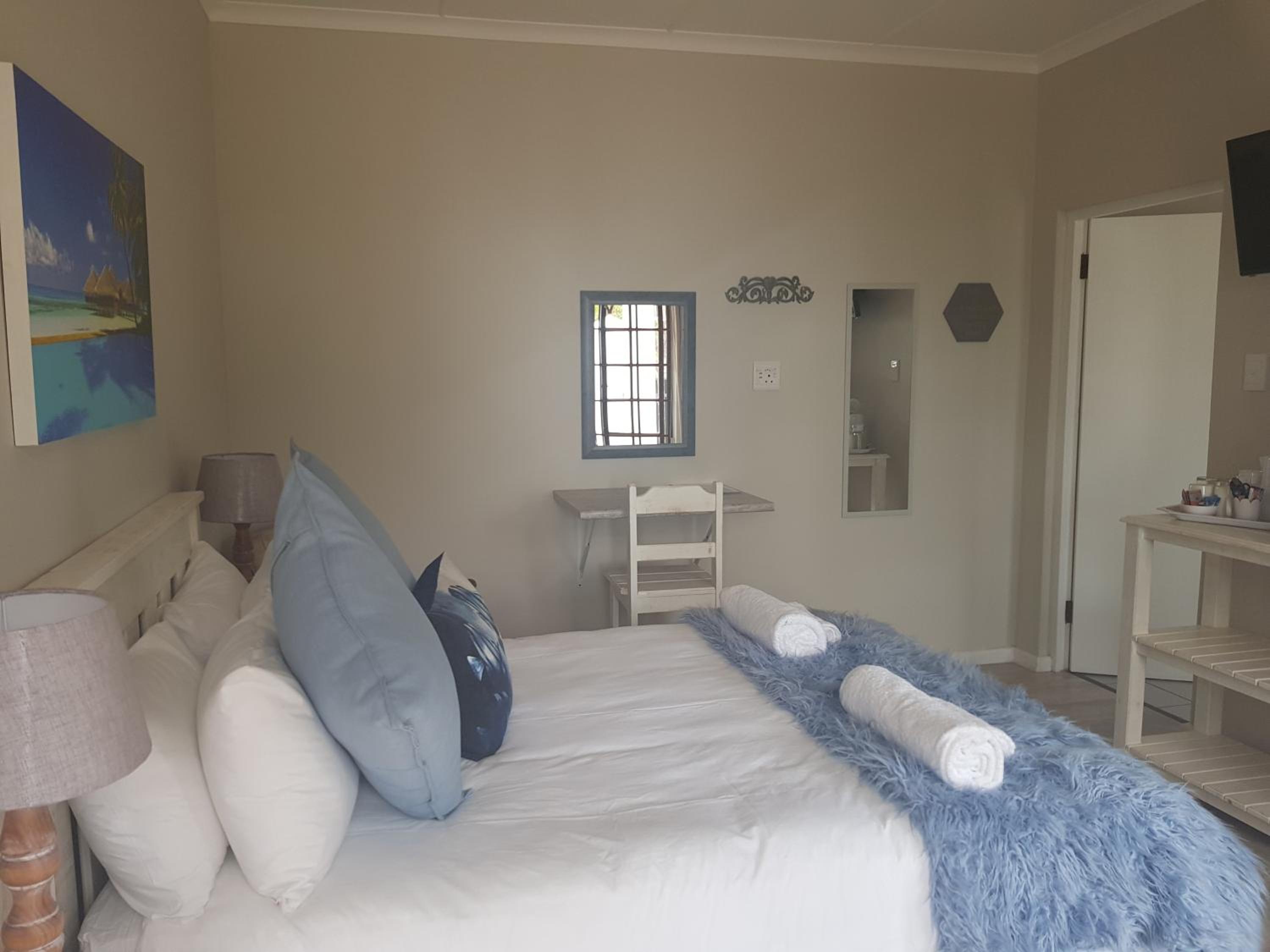 Double Room with Private Bathroom photo 3