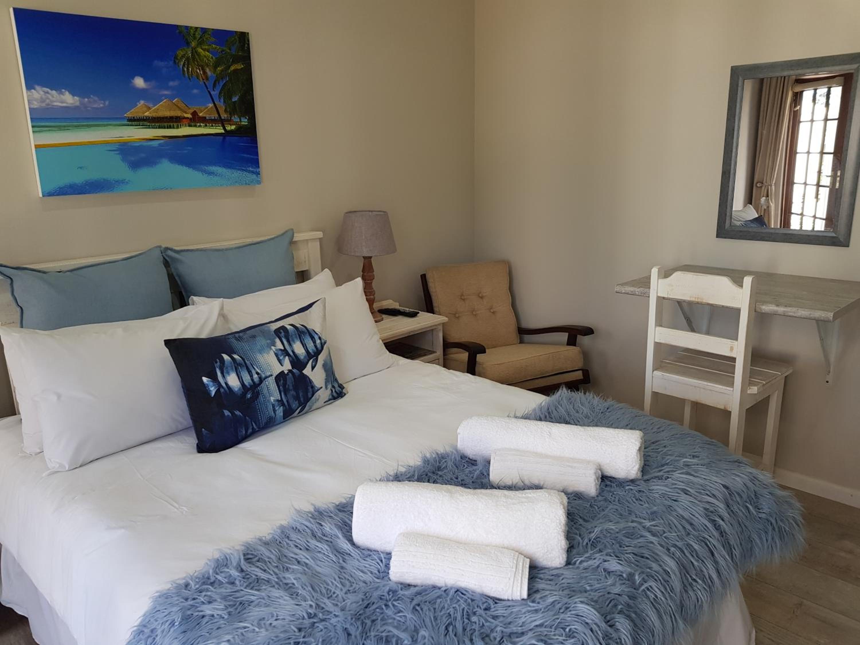 Double Room with Private Bathroom photo 2