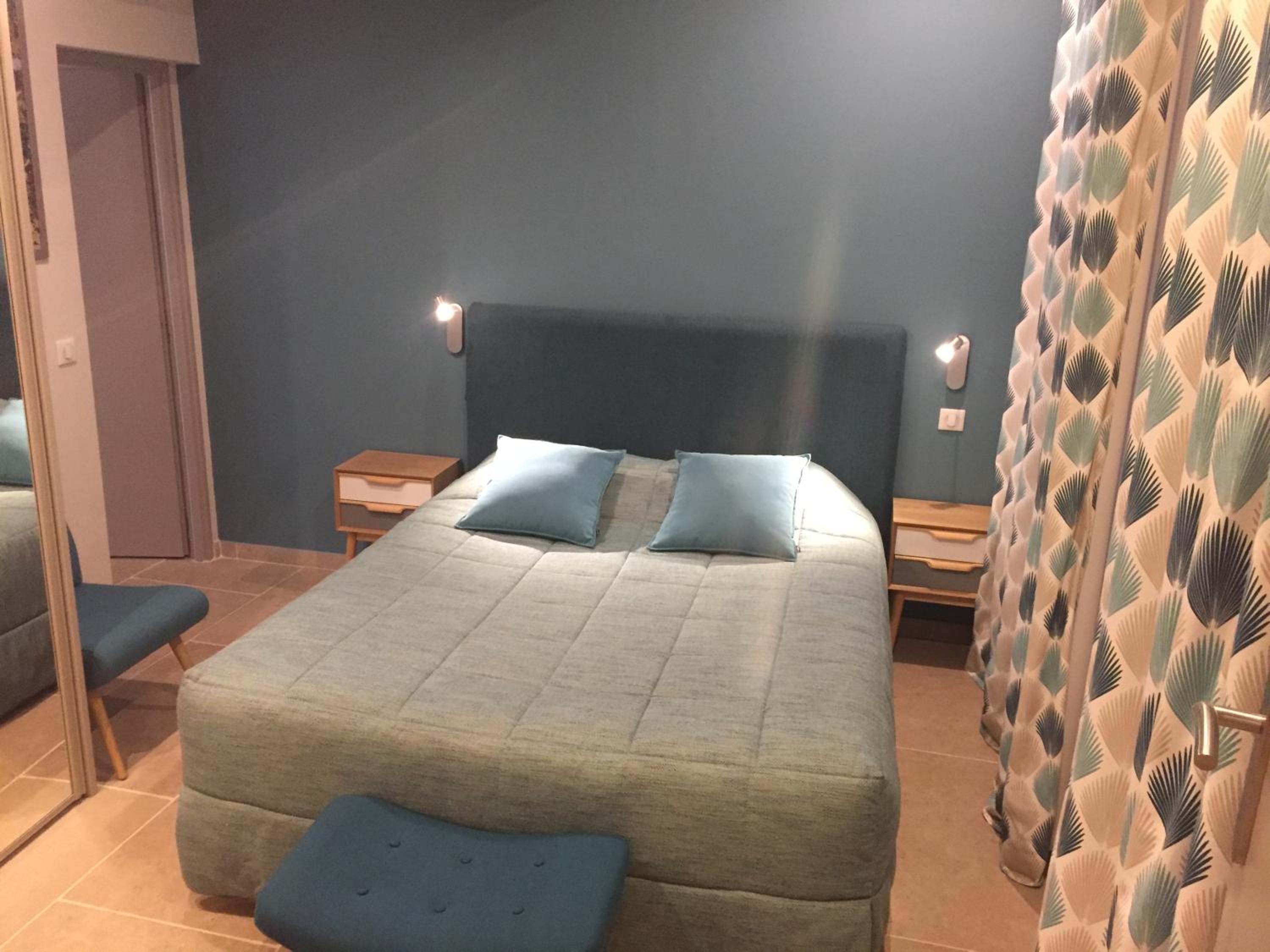 Suite - Photo 5