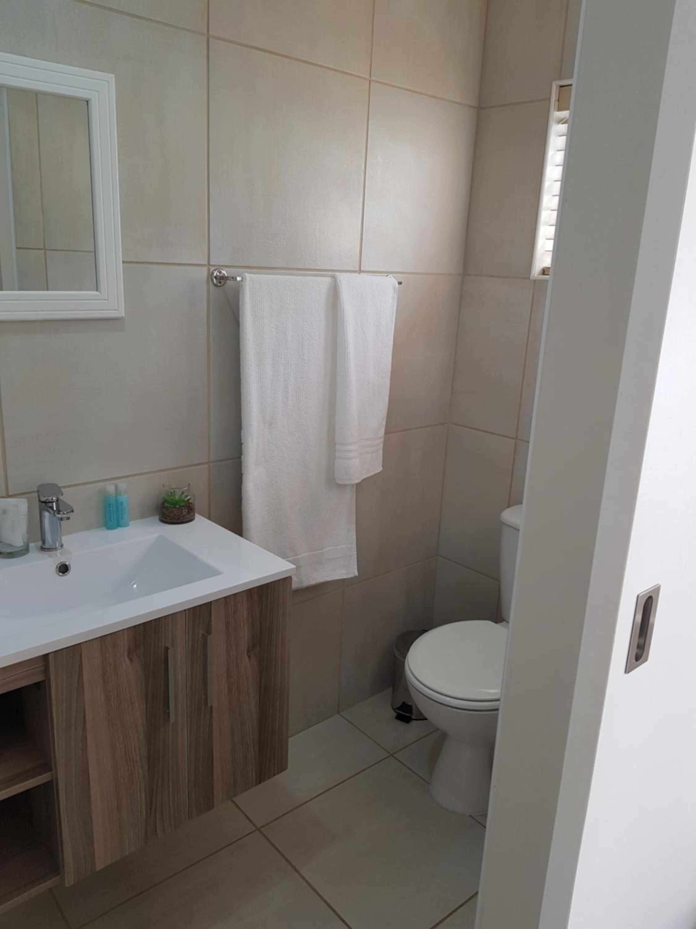 Budget Double Room photo 2