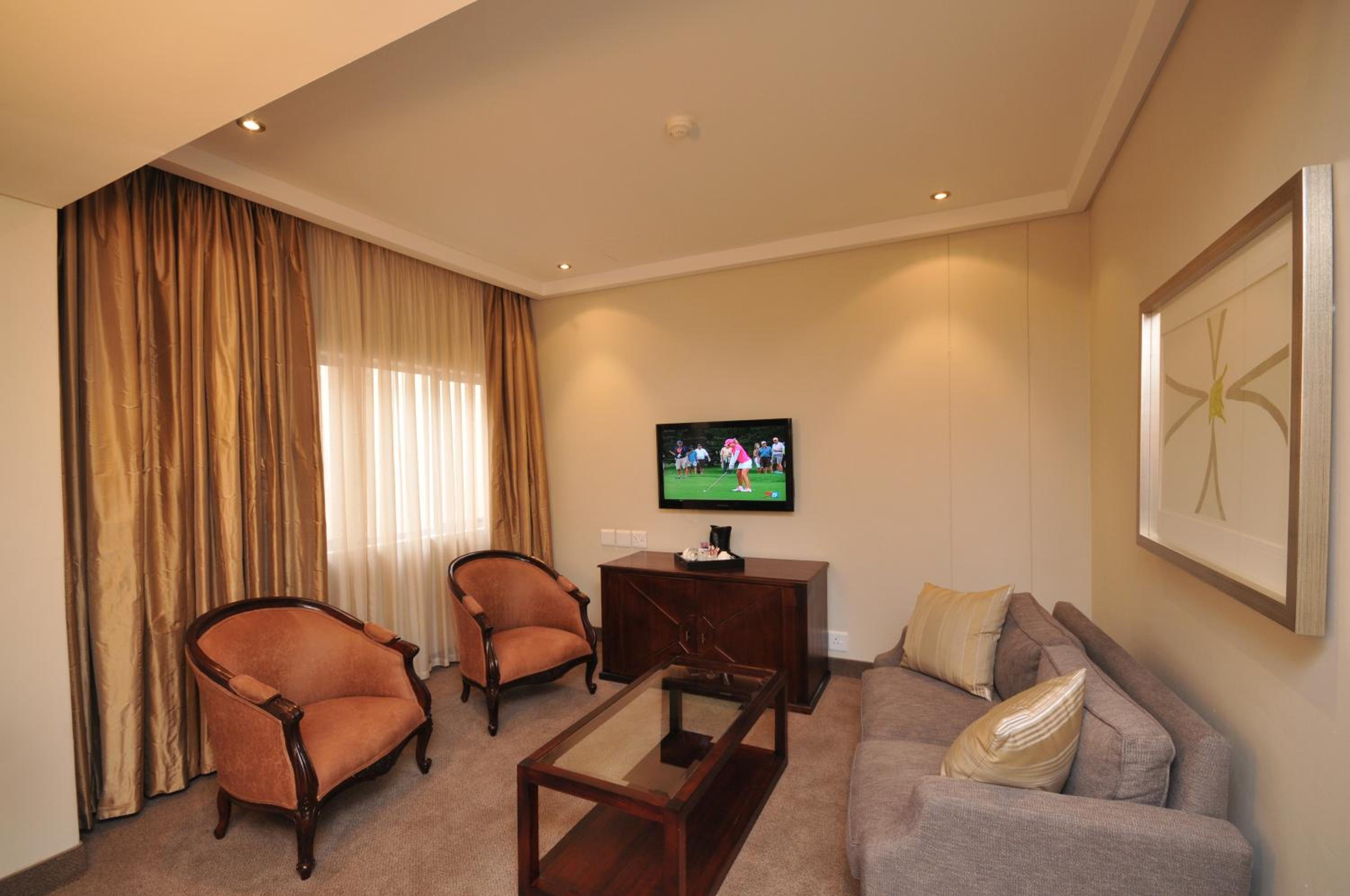 Suite photo 1