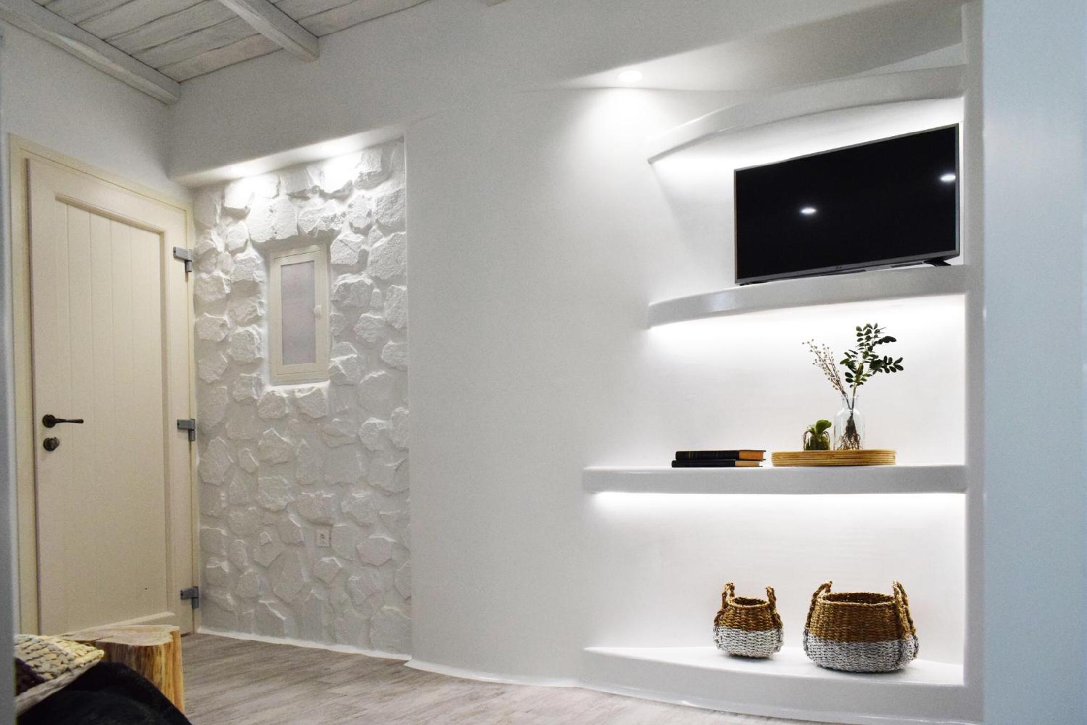 Premium Apartment - Photo 17