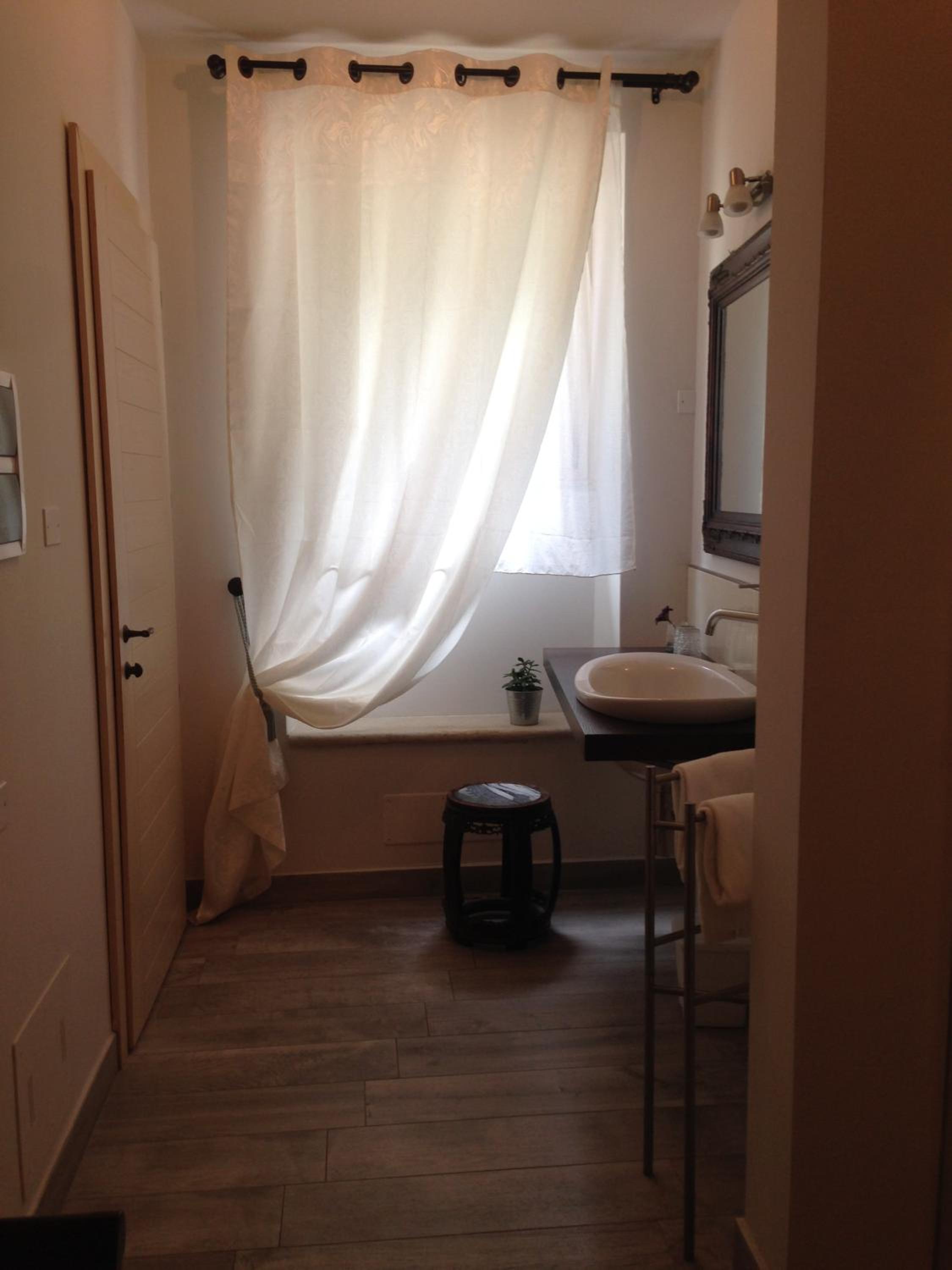 Double Room - Photo 20