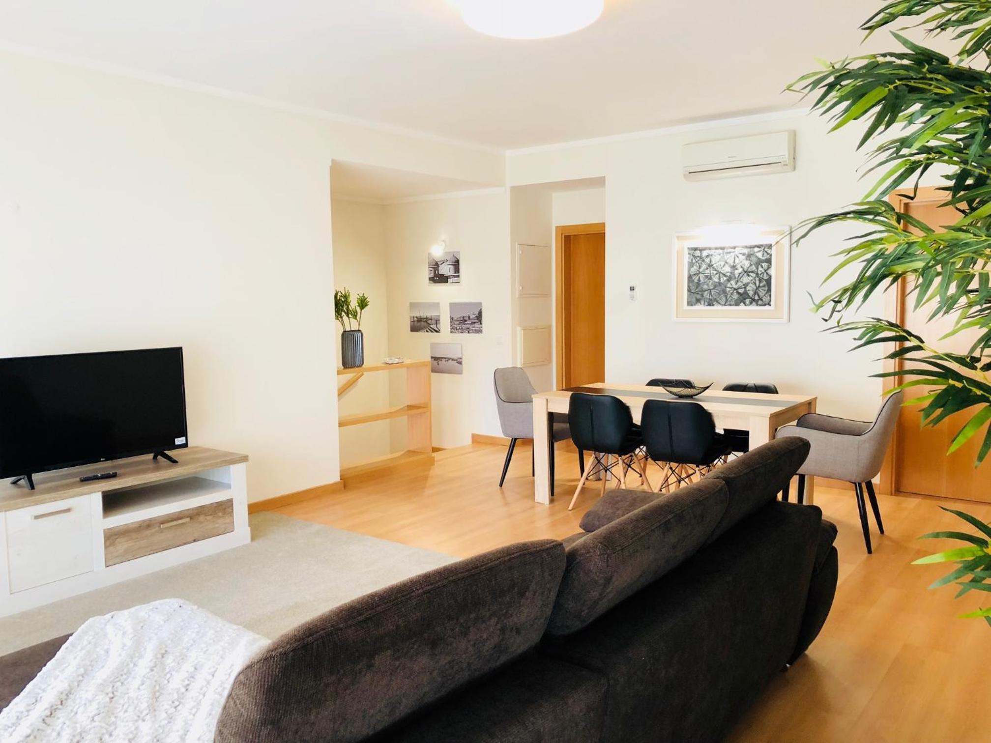 Apartment photo 1