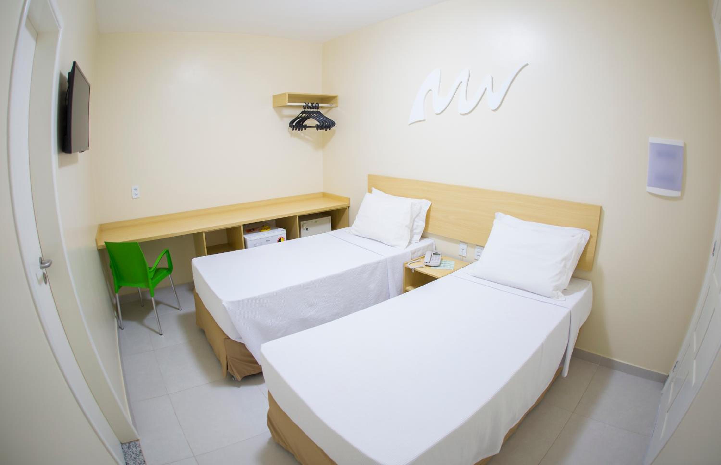 Standard Twin Room photo 2