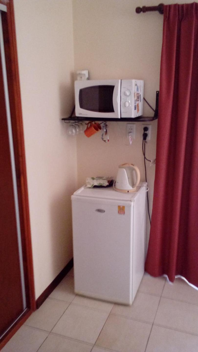Studio Apartment photo 2
