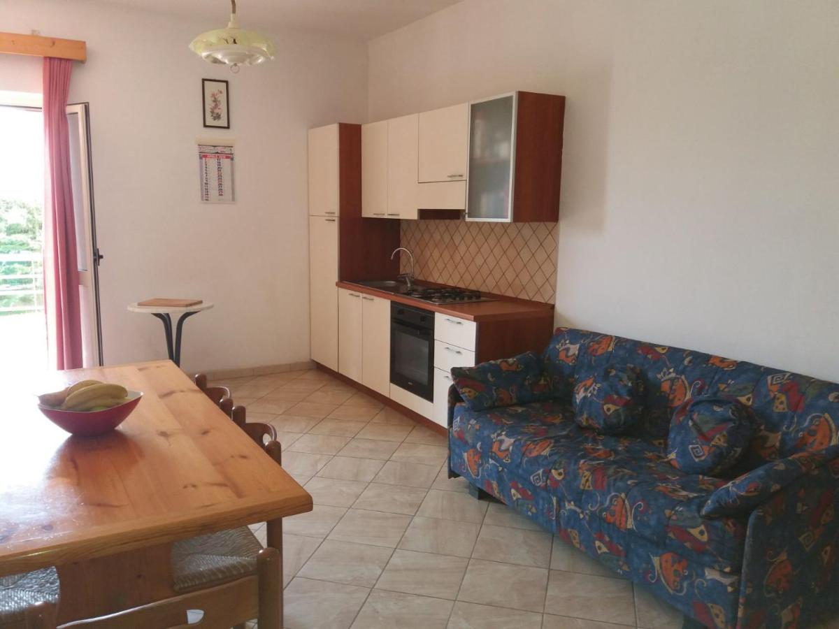 Apartment with Balcony photo 3