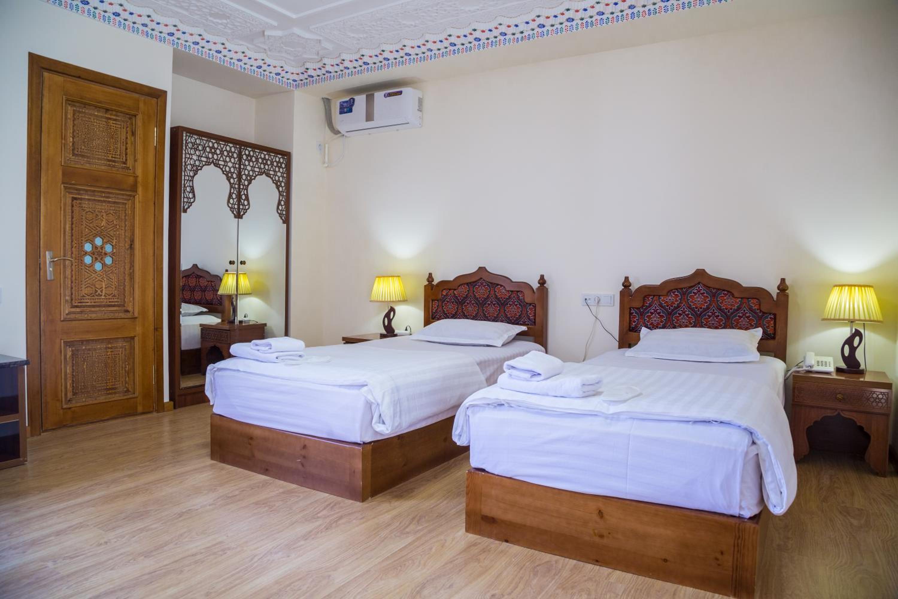 Double or Twin Room - Photo 11