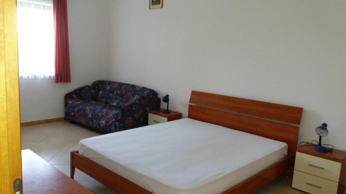 Apartment with Garden View photo 2