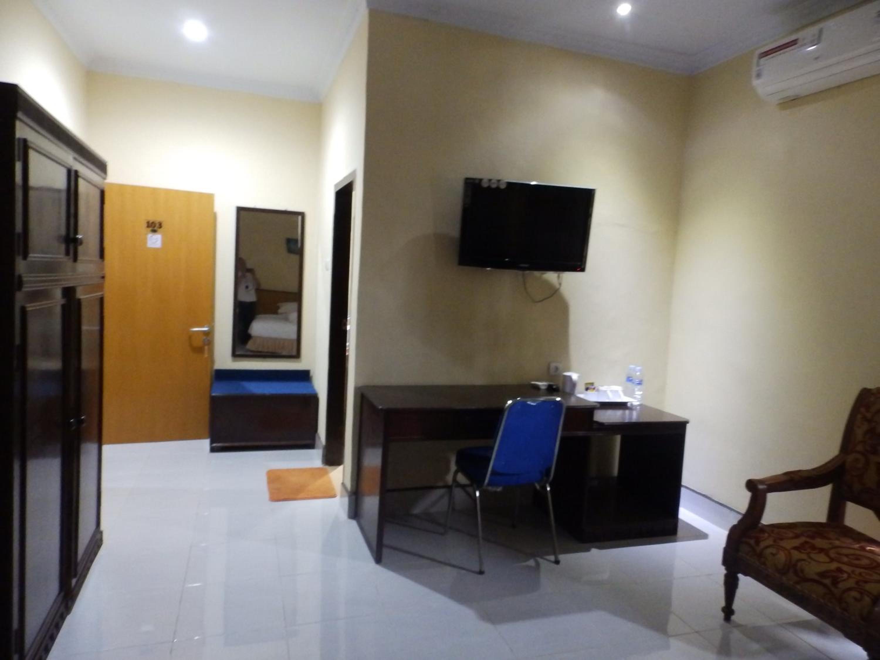 Superior Double Room - Photo 2