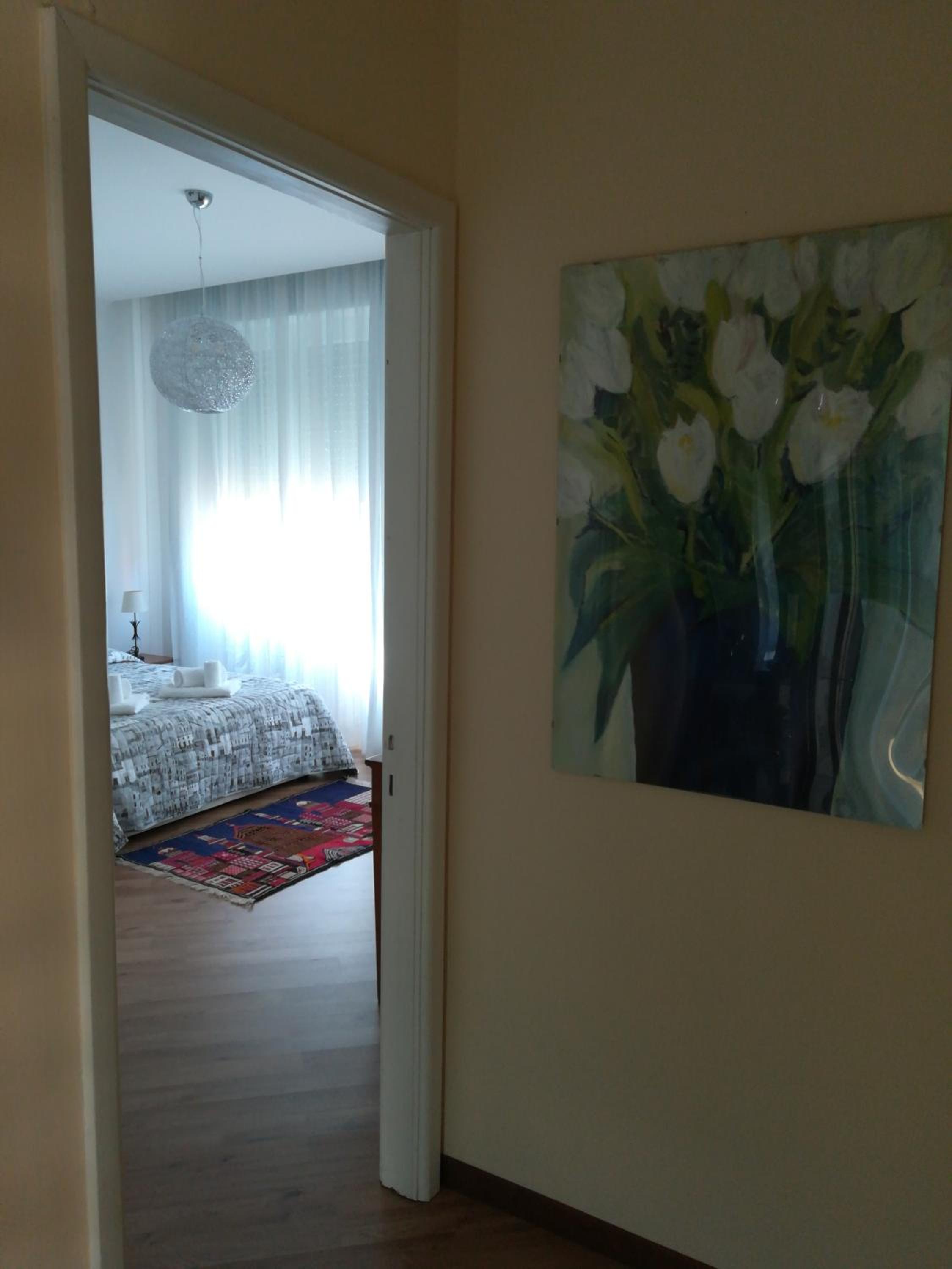 Deluxe Double Room with Private Bathroom - Photo 32