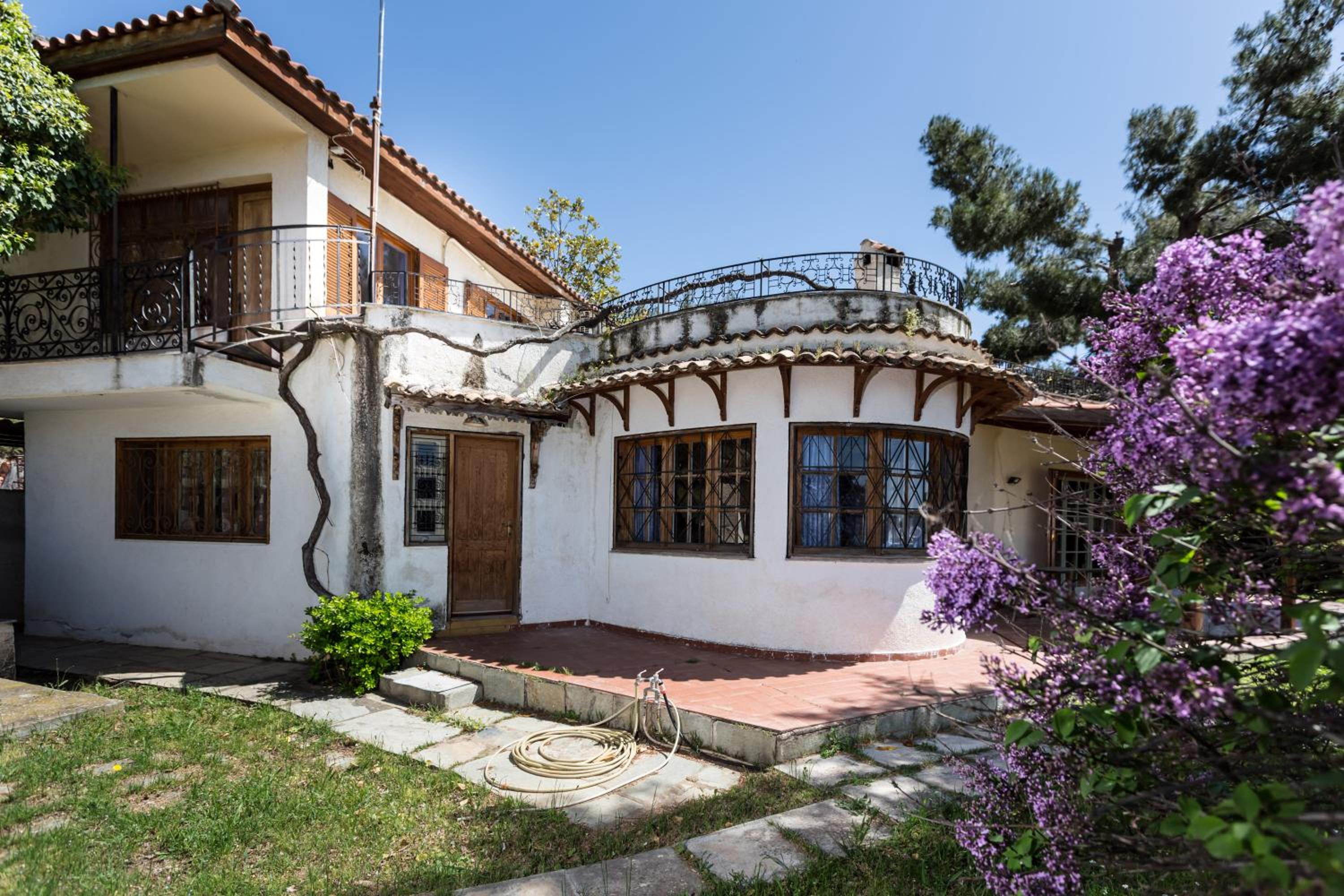 Villa - Photo 3
