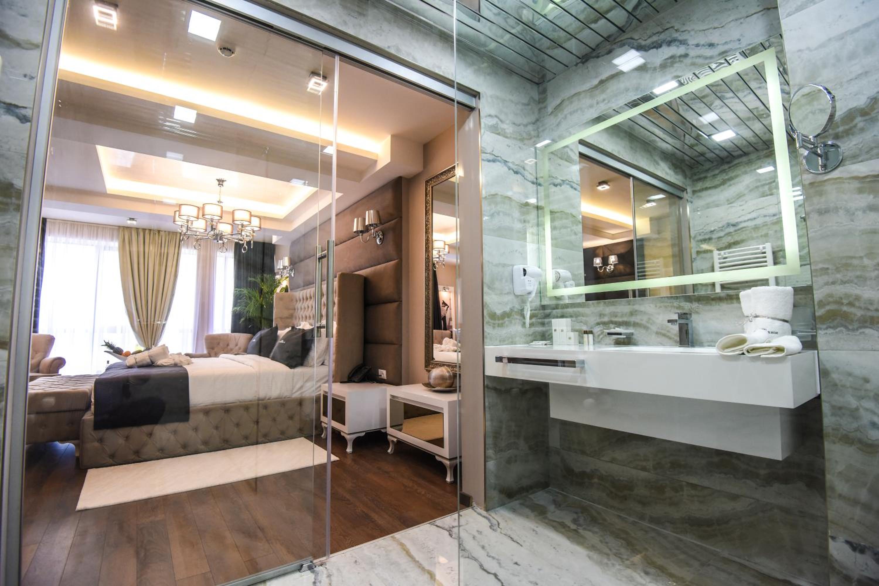 Junior Suite - Free airport Shuttle  - Photo 10