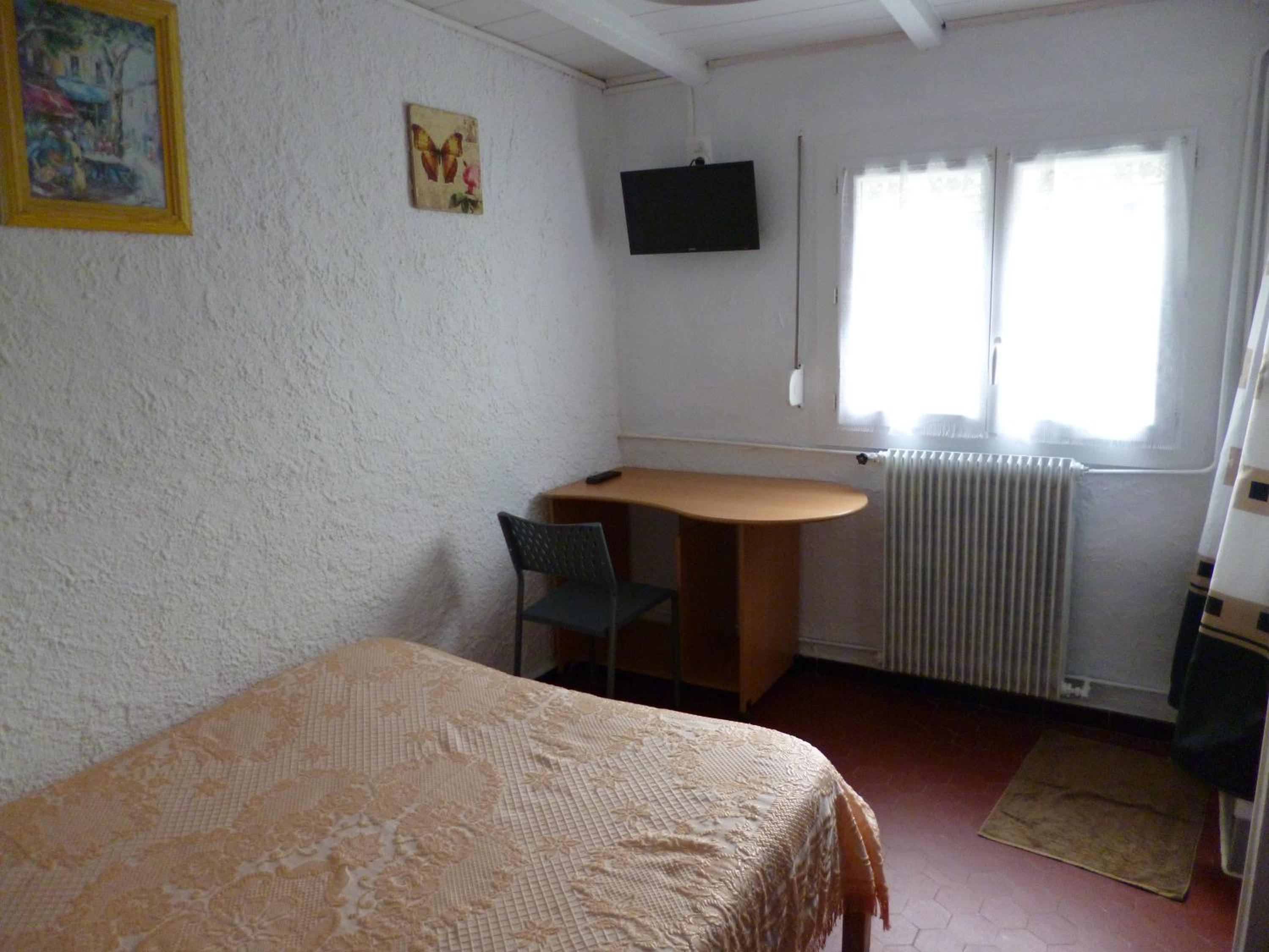 Double Room with Shared Toilet photo 2