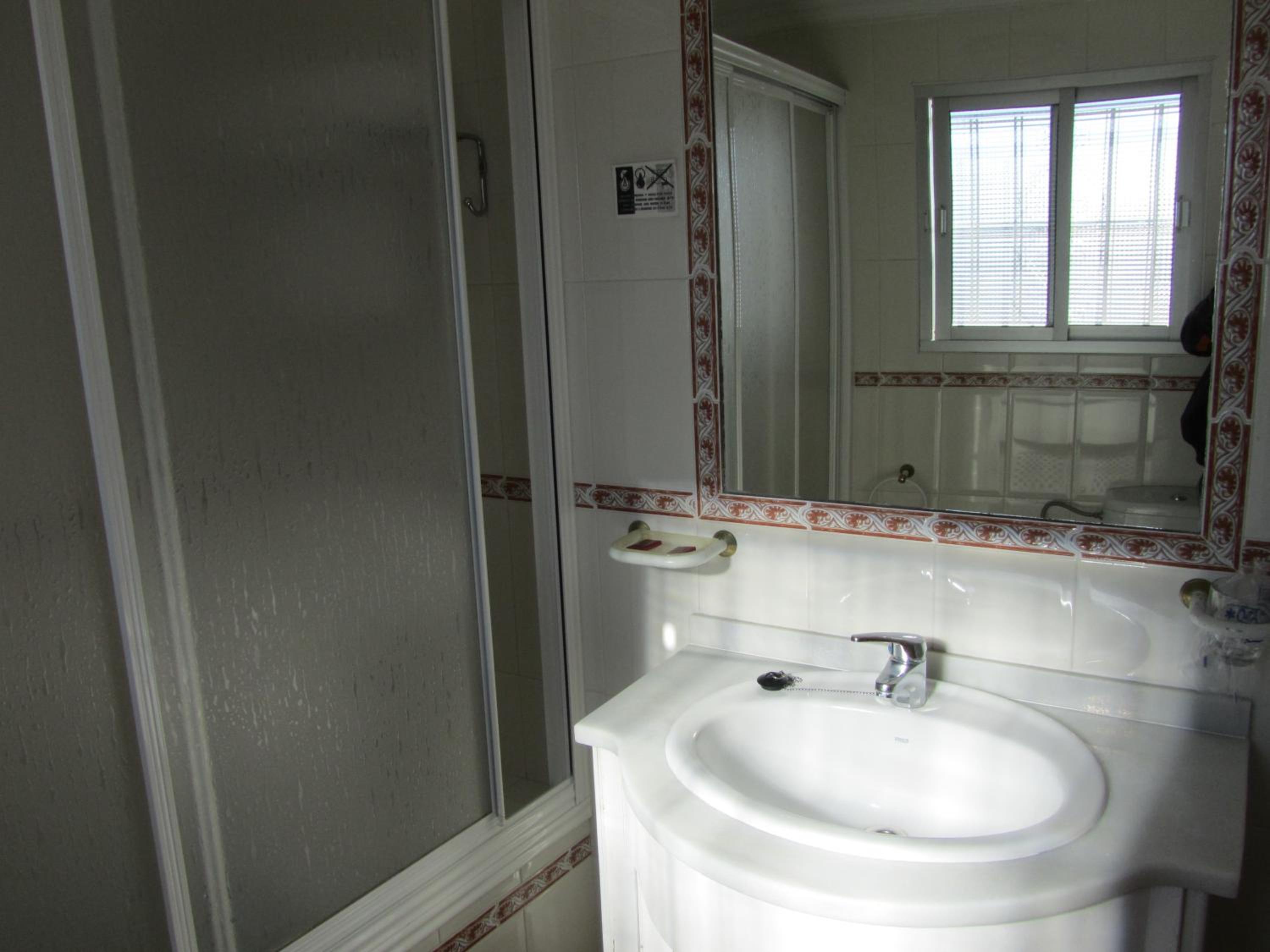 Double Room with Private Bathroom and Sea View photo 3