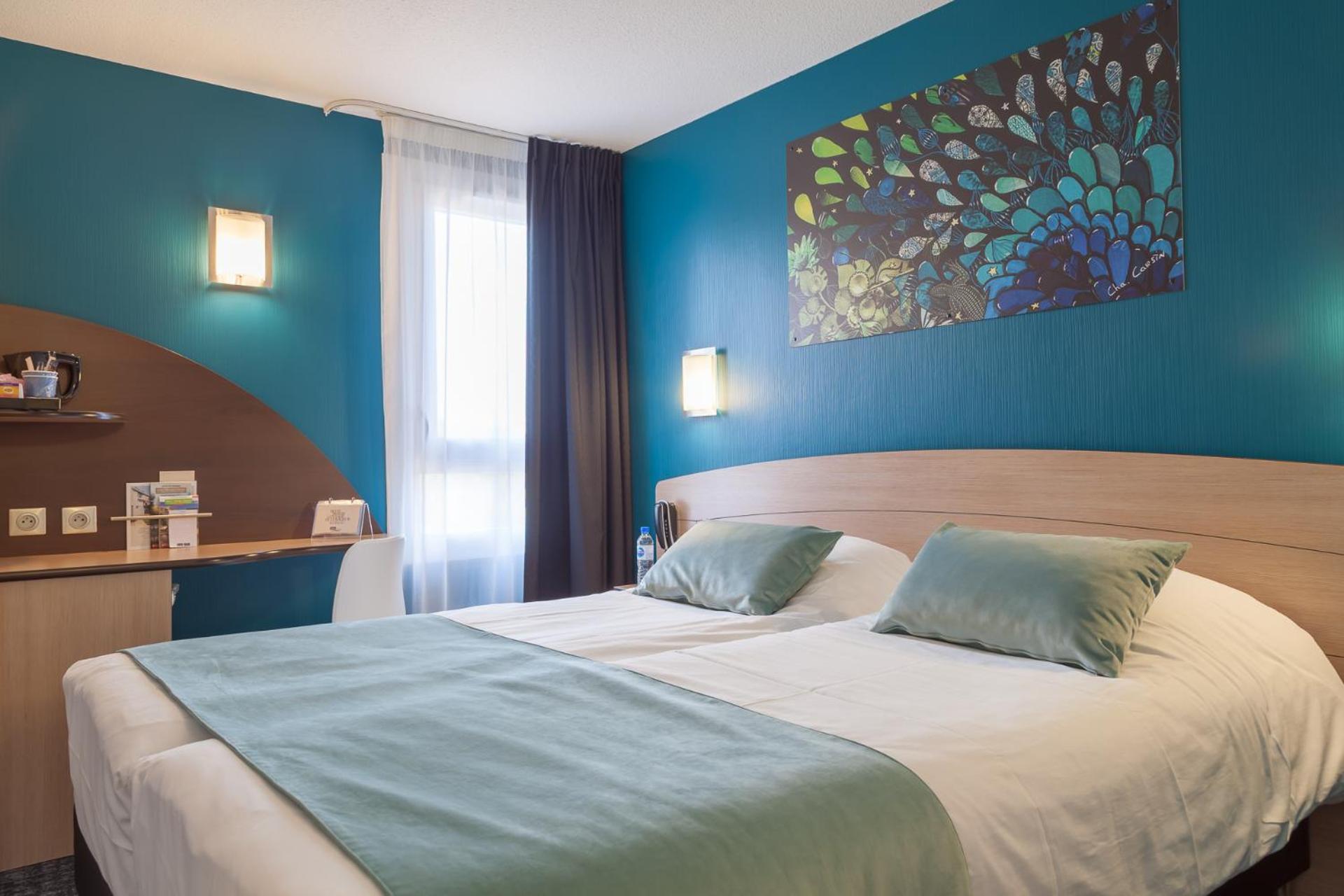 Twin Room - Photo 1