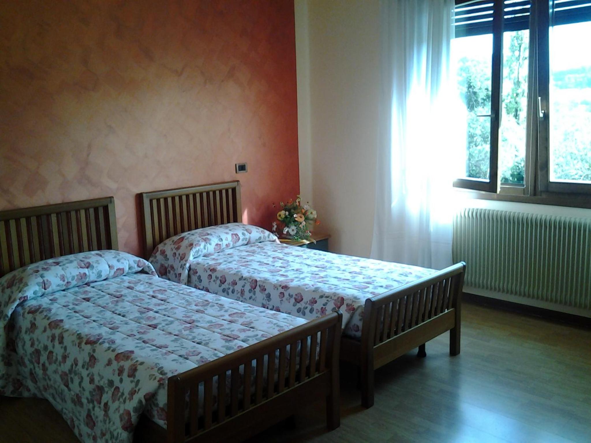 Twin Room With Private External Bathroom photo 1