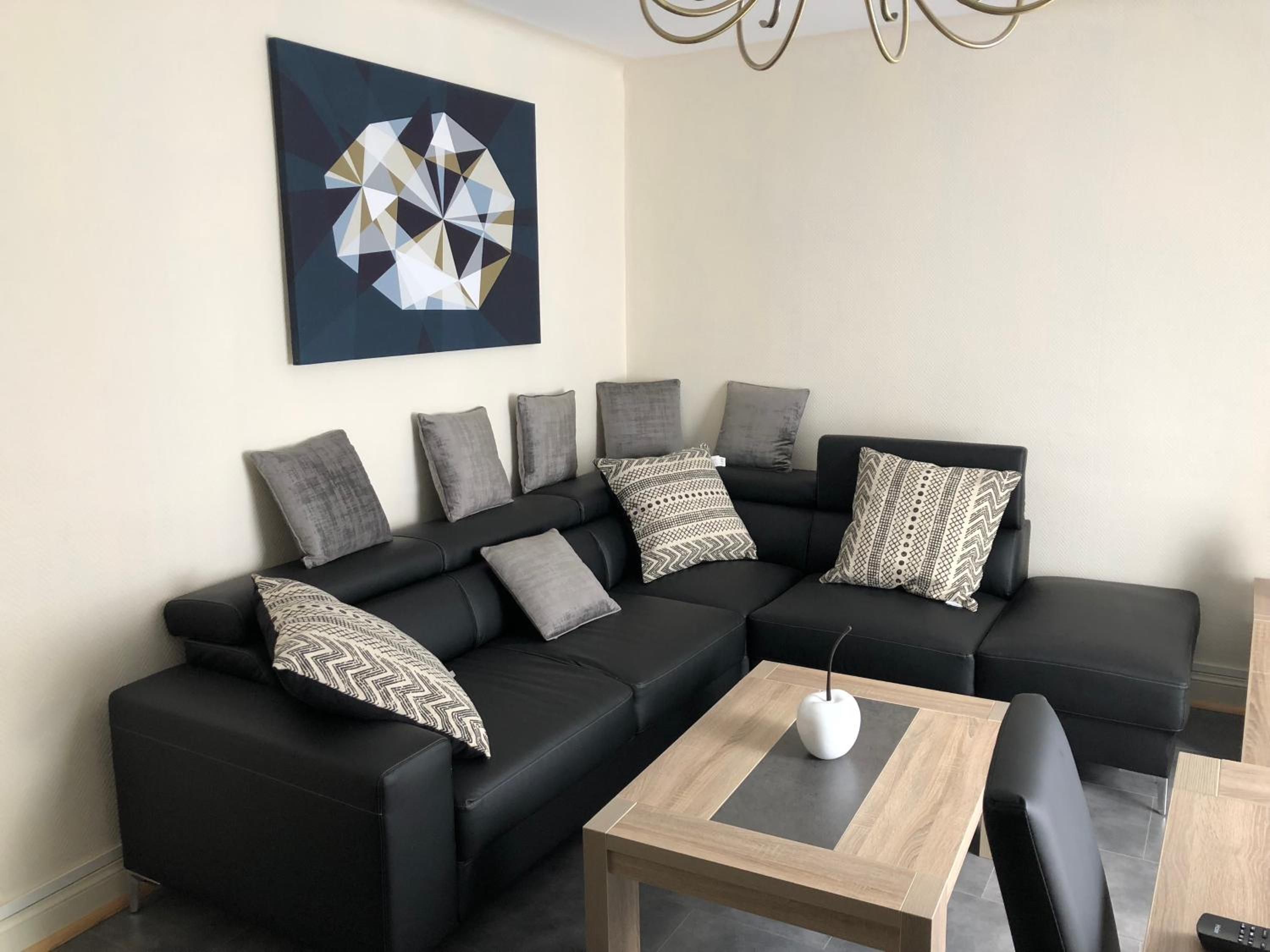 Apartment - Photo 1