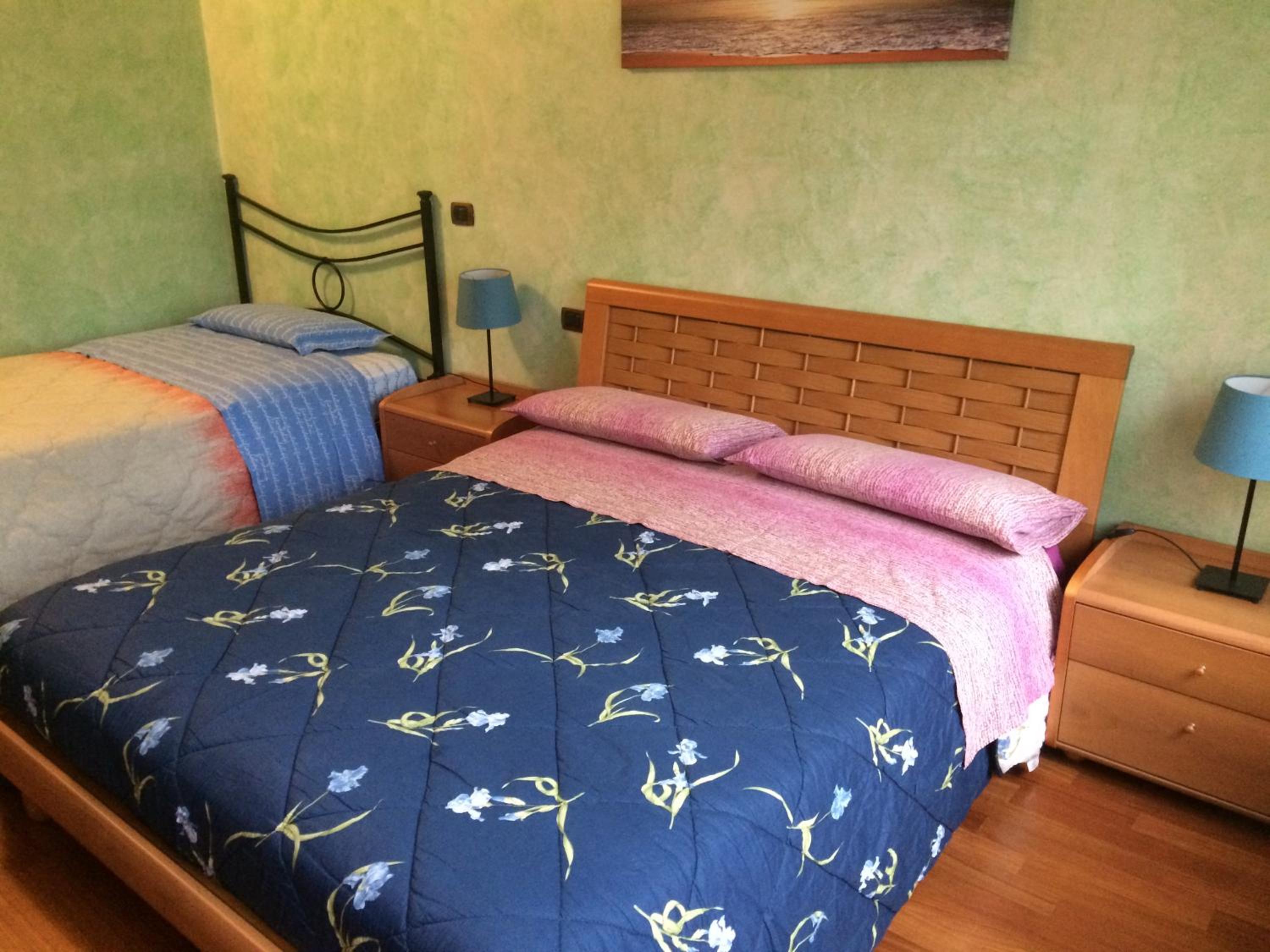 Triple Room with Private Bathroom photo 1