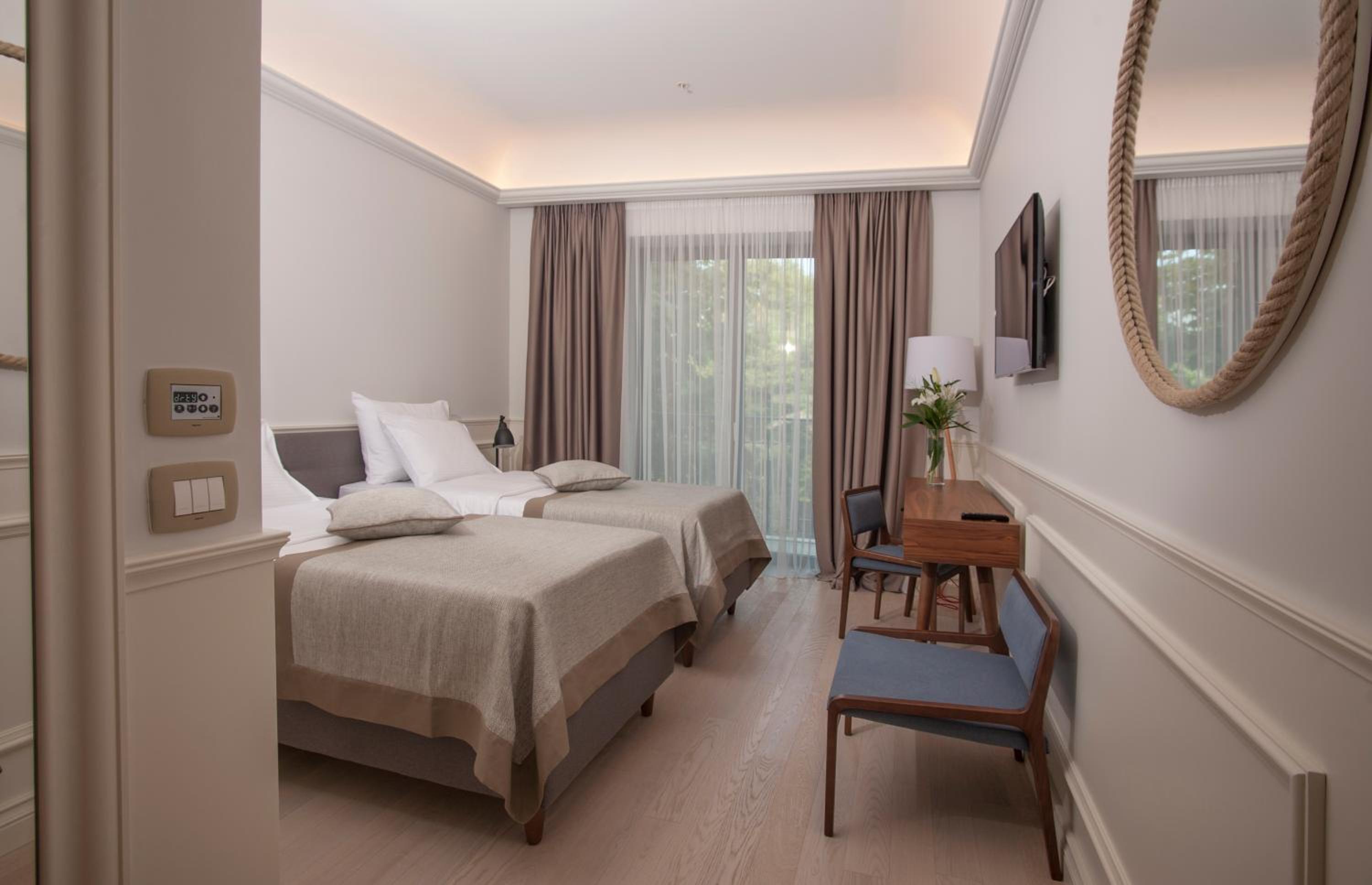 Comfort Double or Twin Room photo 3