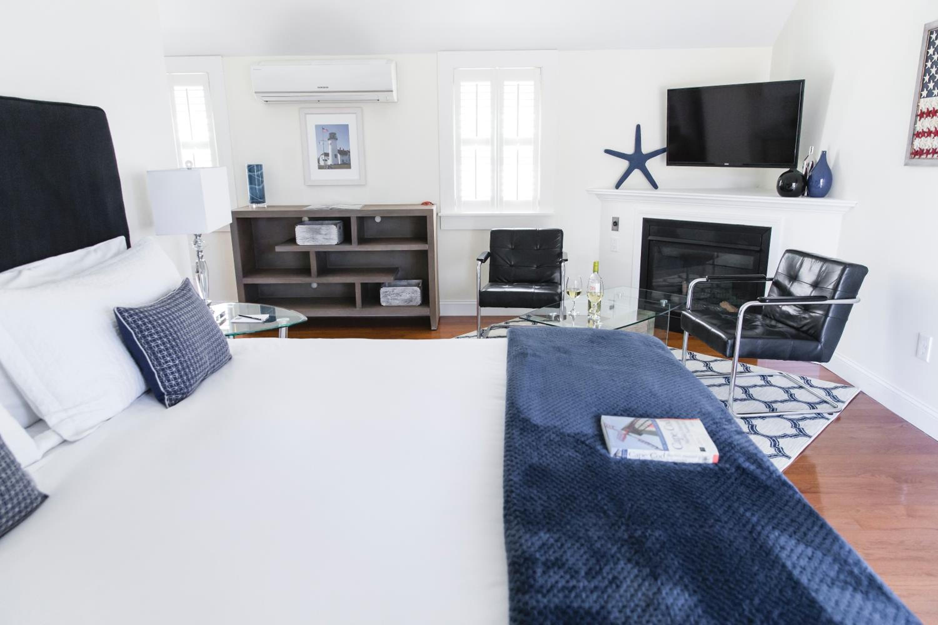 Luxury King Room