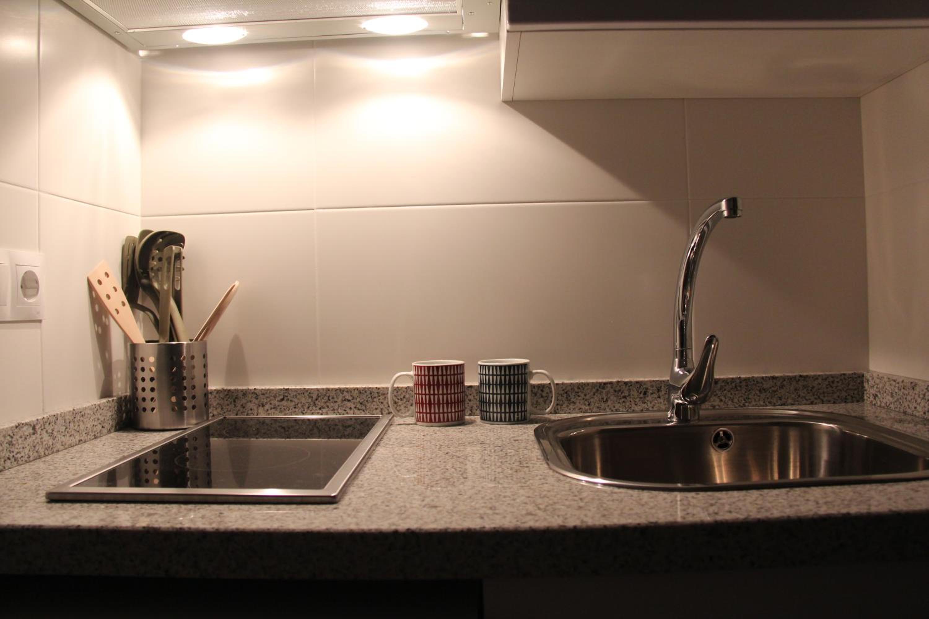 Studio Apartment with Sea View photo 2
